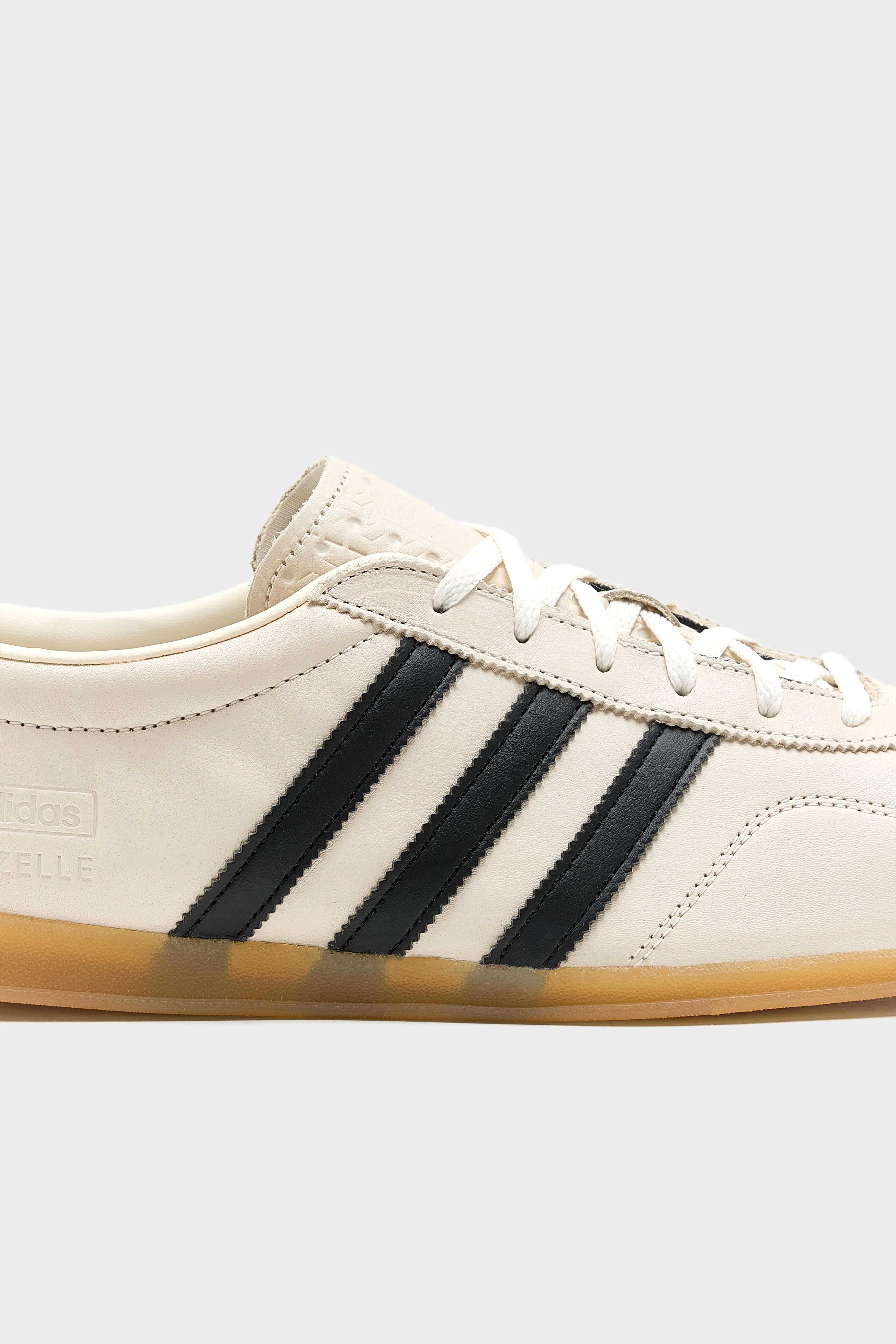 Gazelle Lo Pro for Men (261 / M / WHITE)