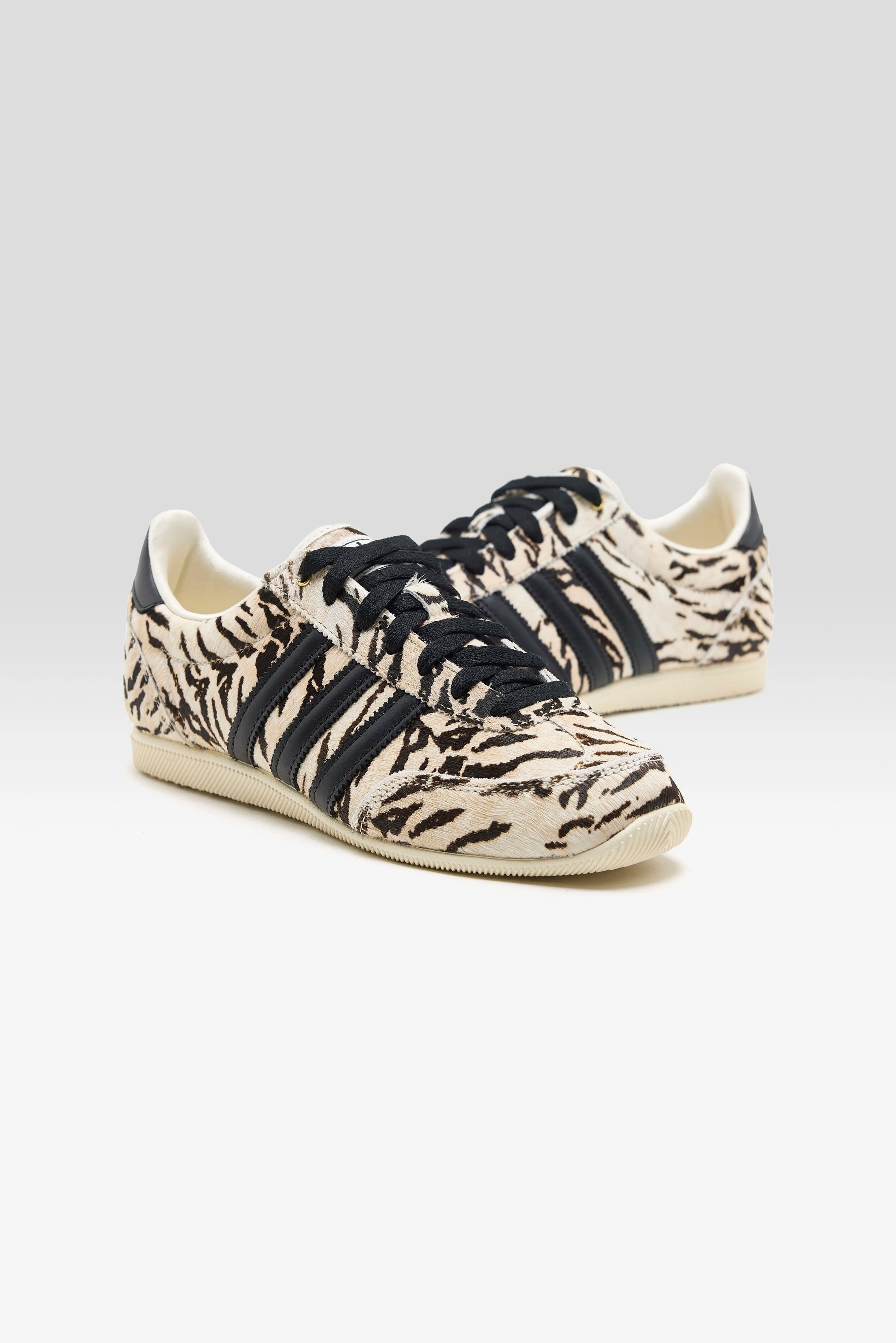 Japan voor Vrouwen (261 / W / BLACK/WHITE)