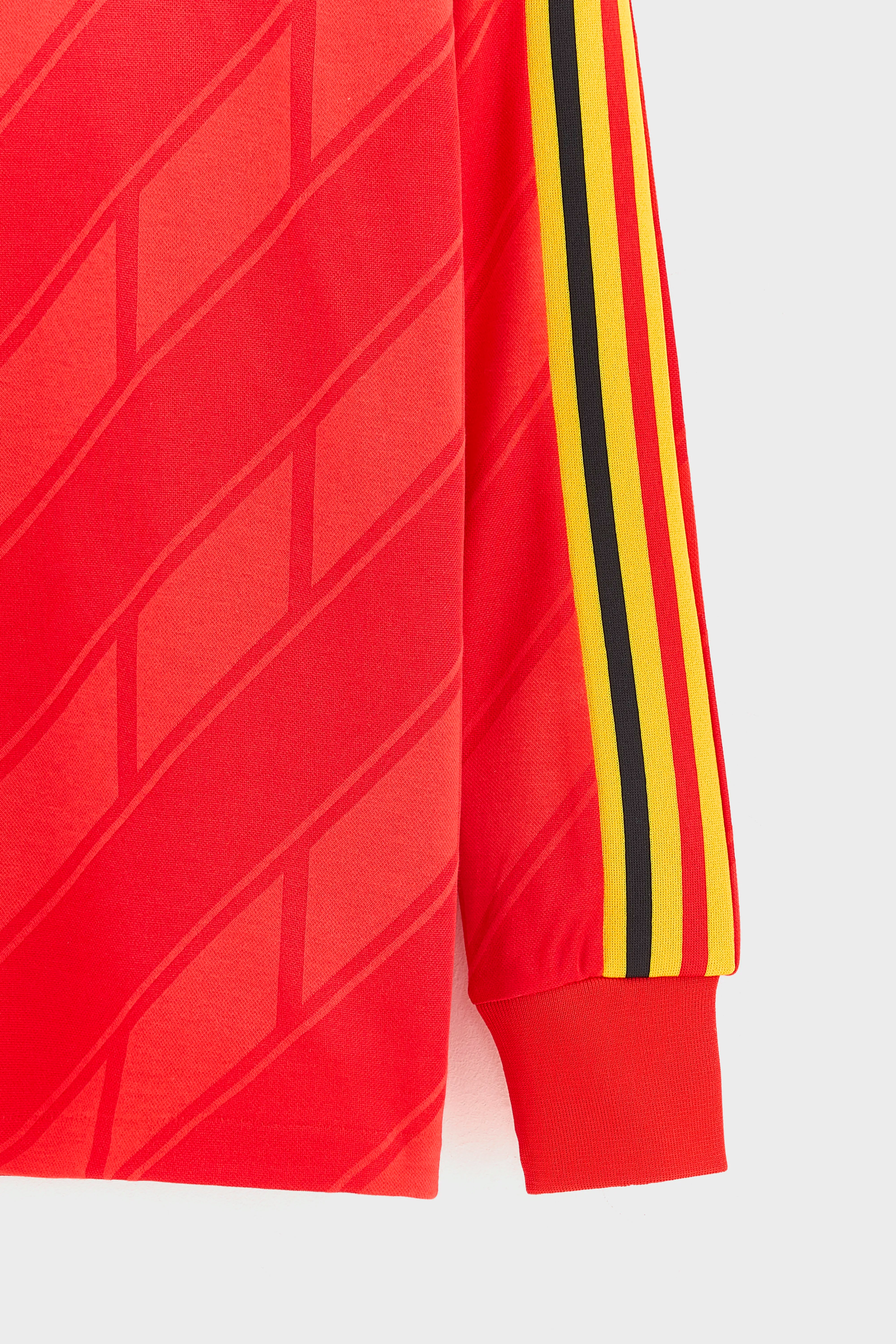 Belgium Home Jersey 1986 (262 / U / RED)
