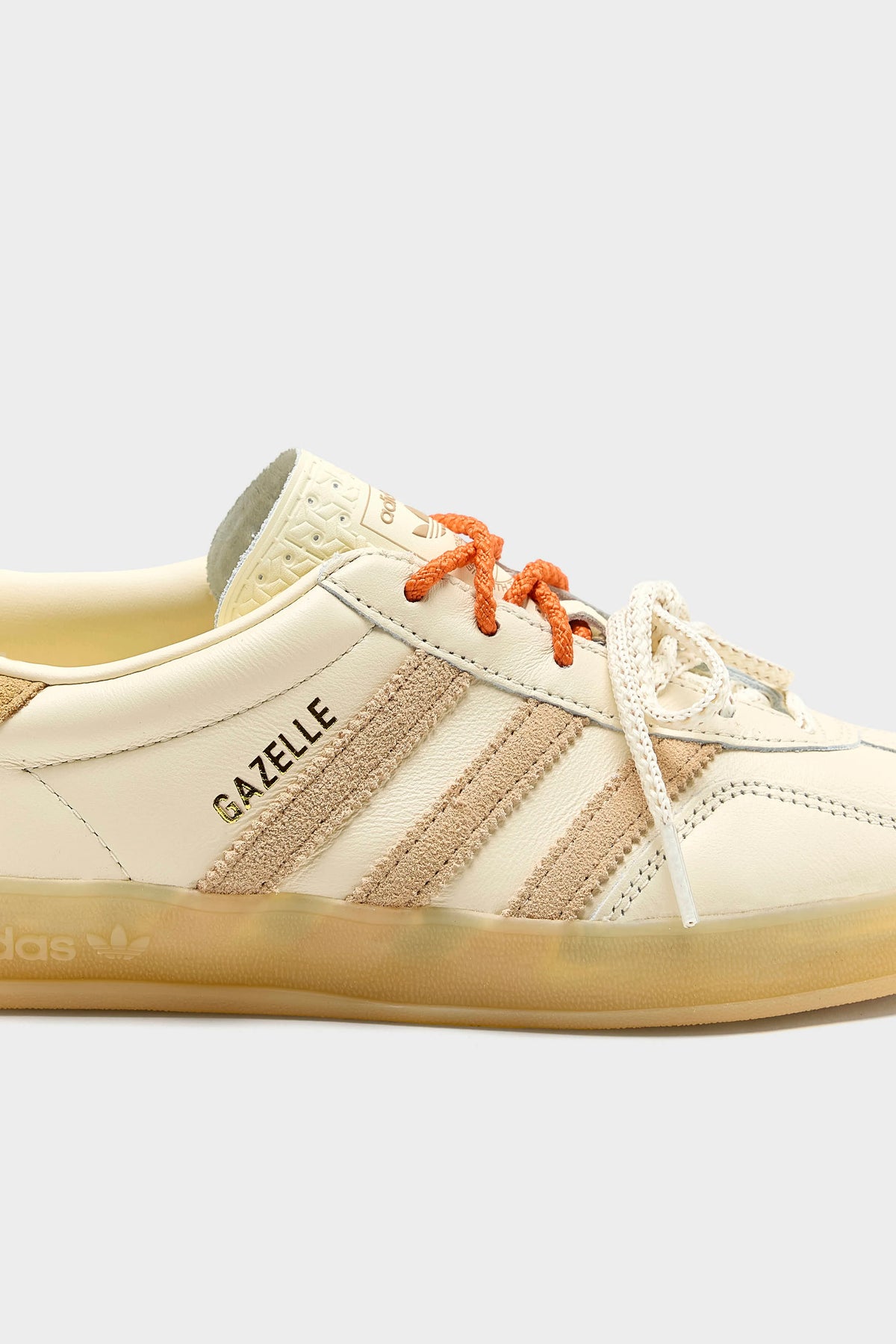 Gazelle Indoor for Women (262 / W / BEIGE)