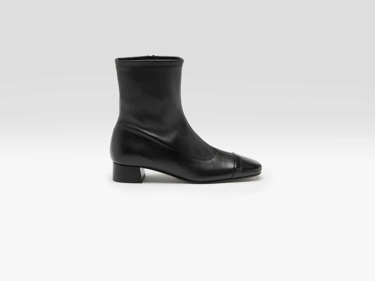 Laurie Ankle Boots (262 / W / BLACK)