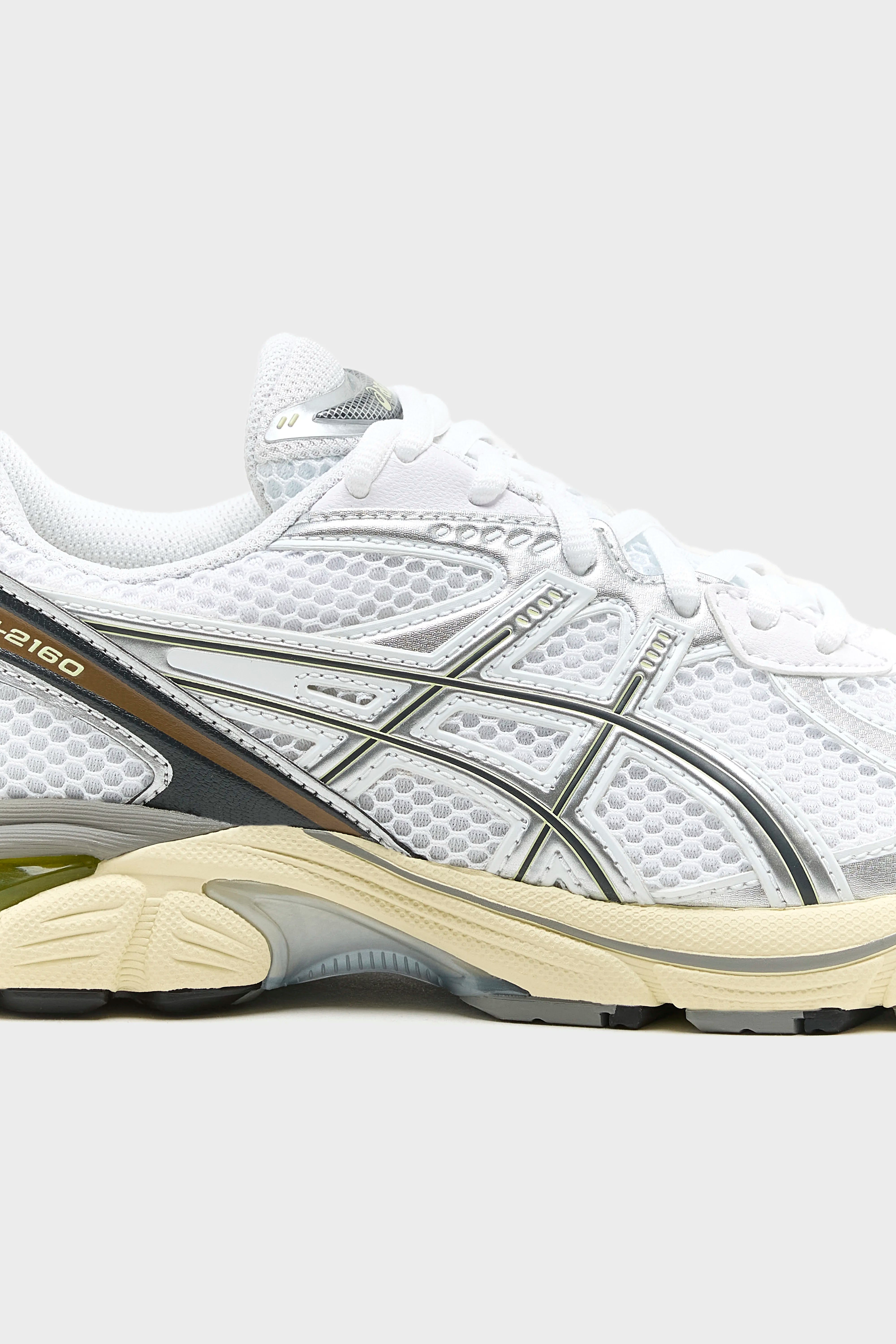 GT-2160 for Women (252 / W / BROWN)