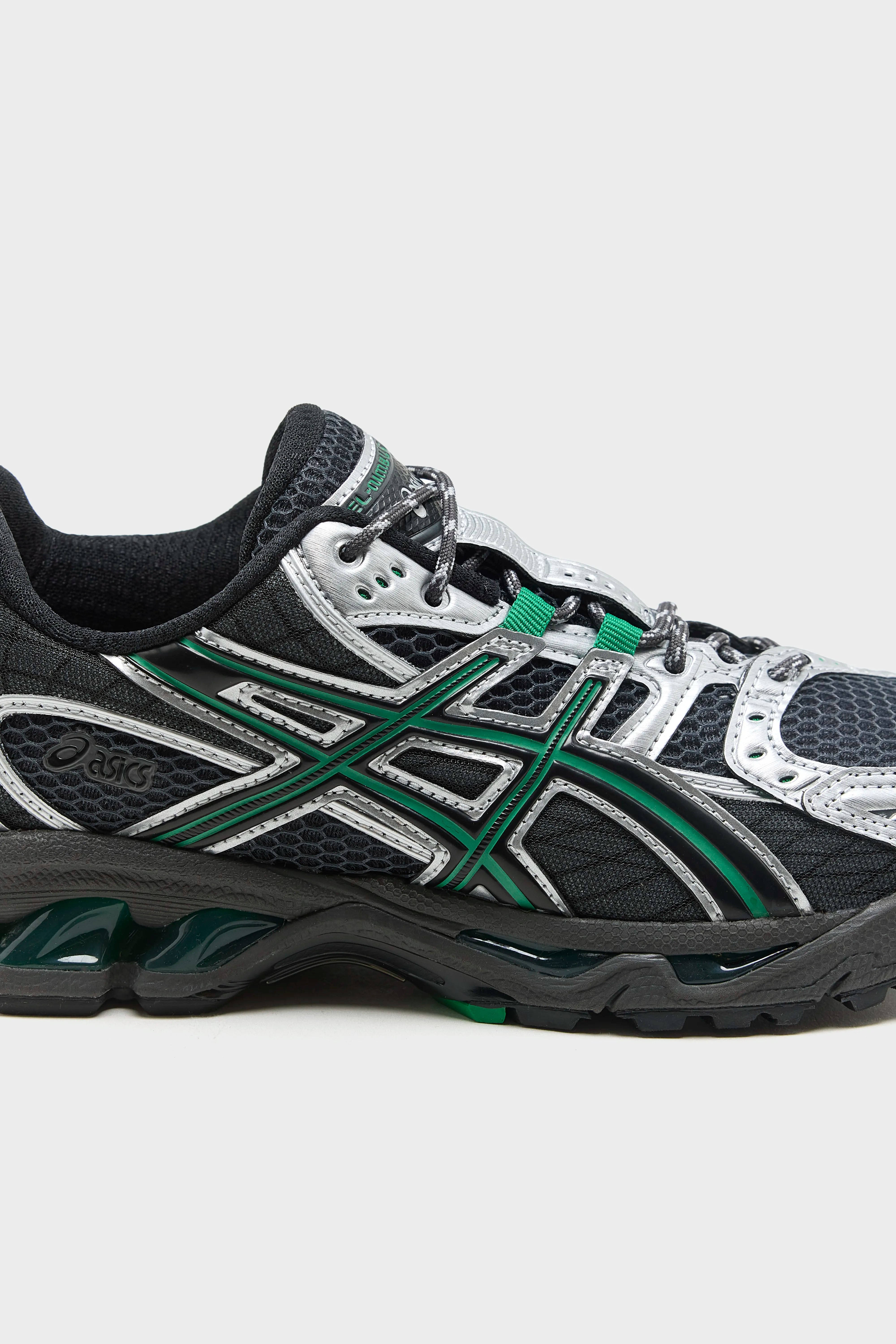 Gel-Nimbus 10.1 for Women (252 / W / BLACK)