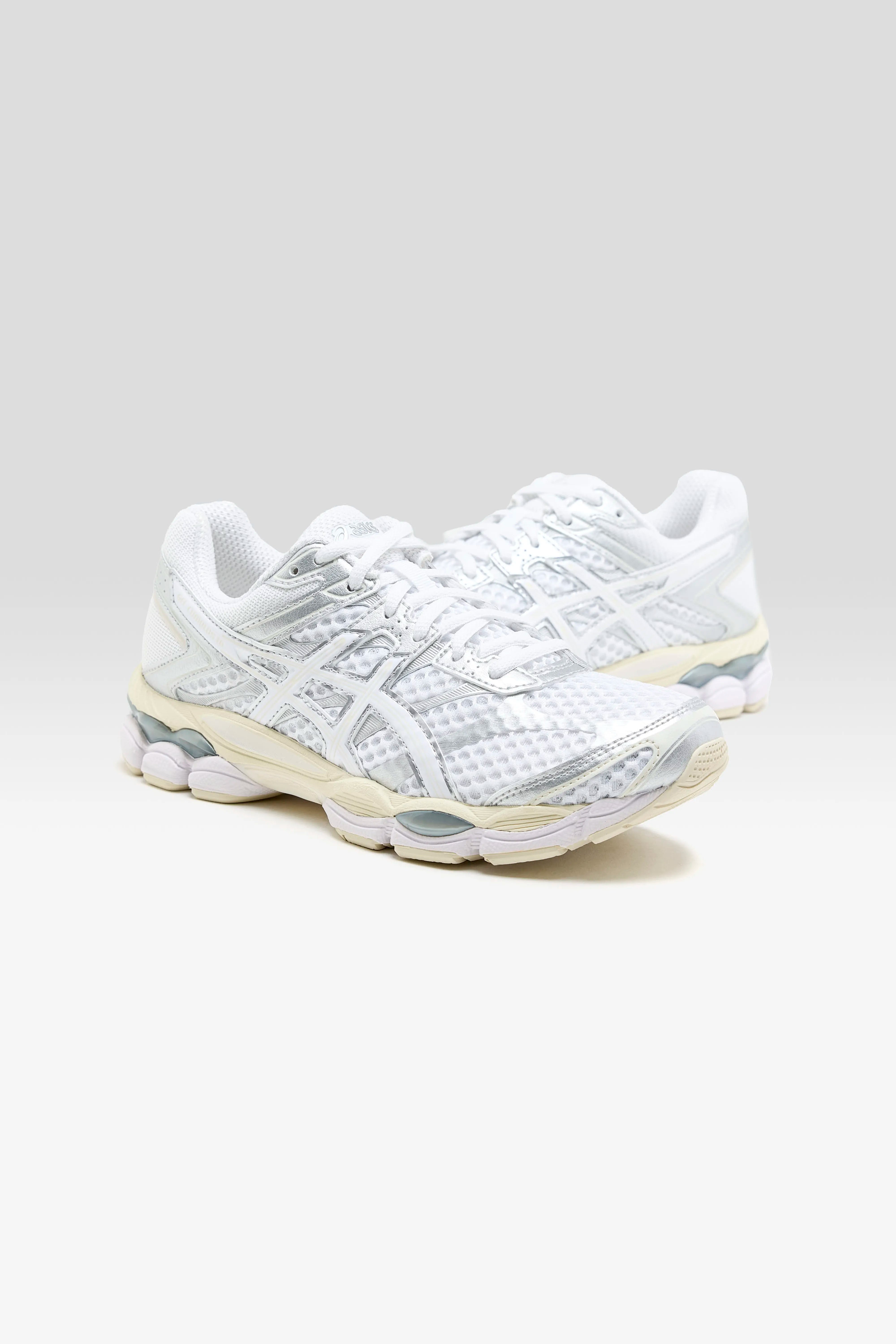 Gel-Cumulus 16 for Women (252 / W / WHITE)