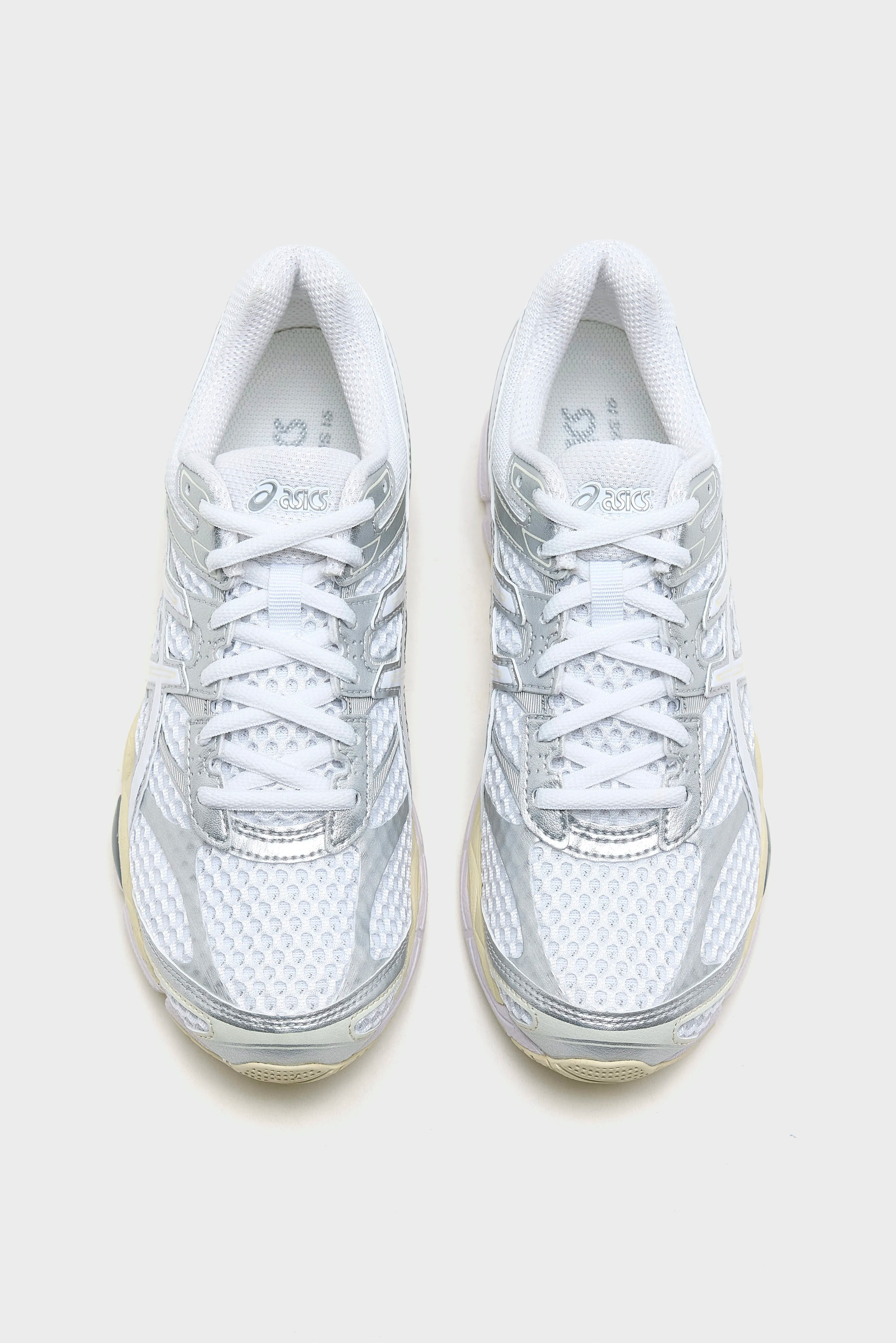 Gel-Cumulus 16 for Women (252 / W / WHITE)