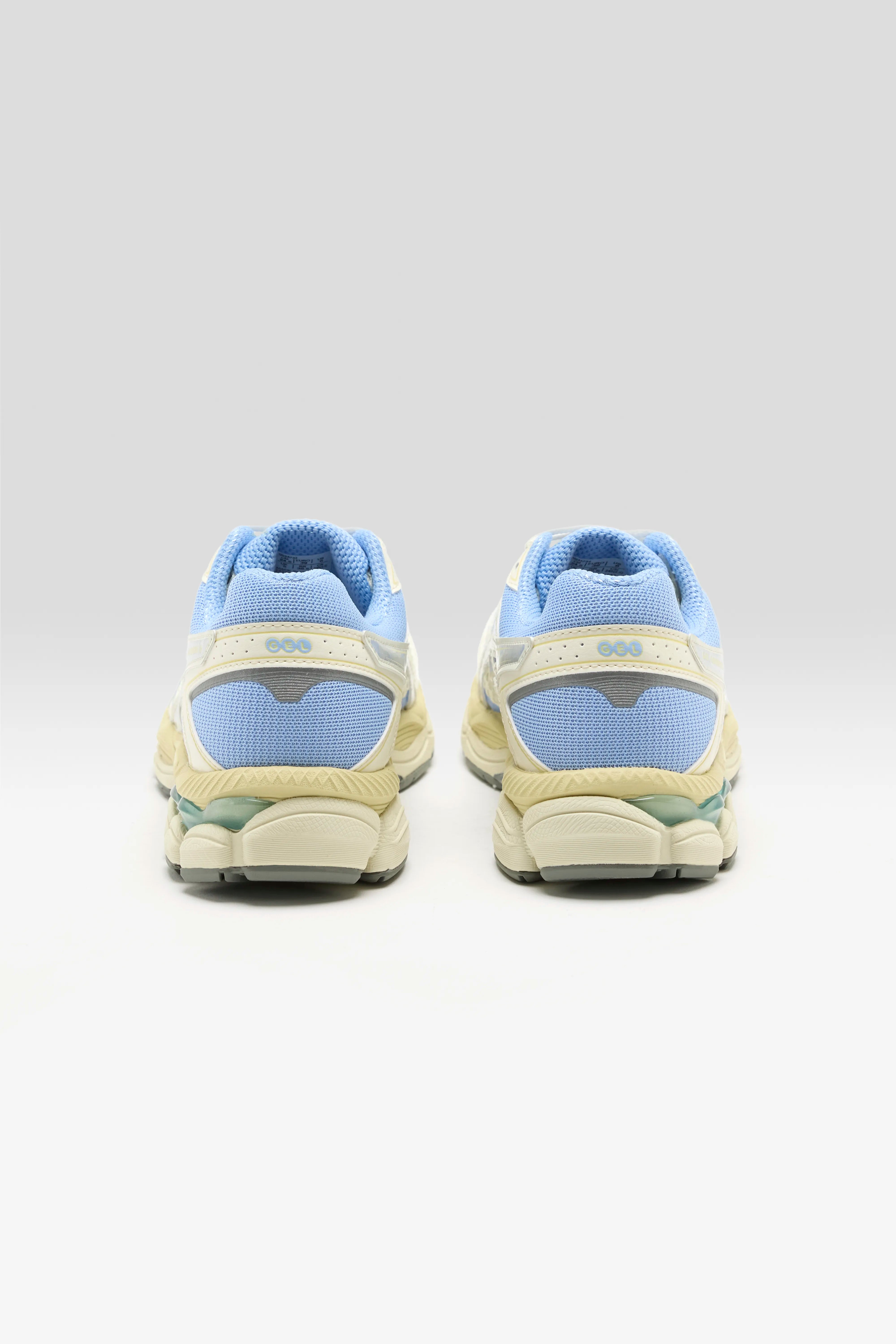 Gel-Cumulus 16 for Women (261 / W / IVORY)