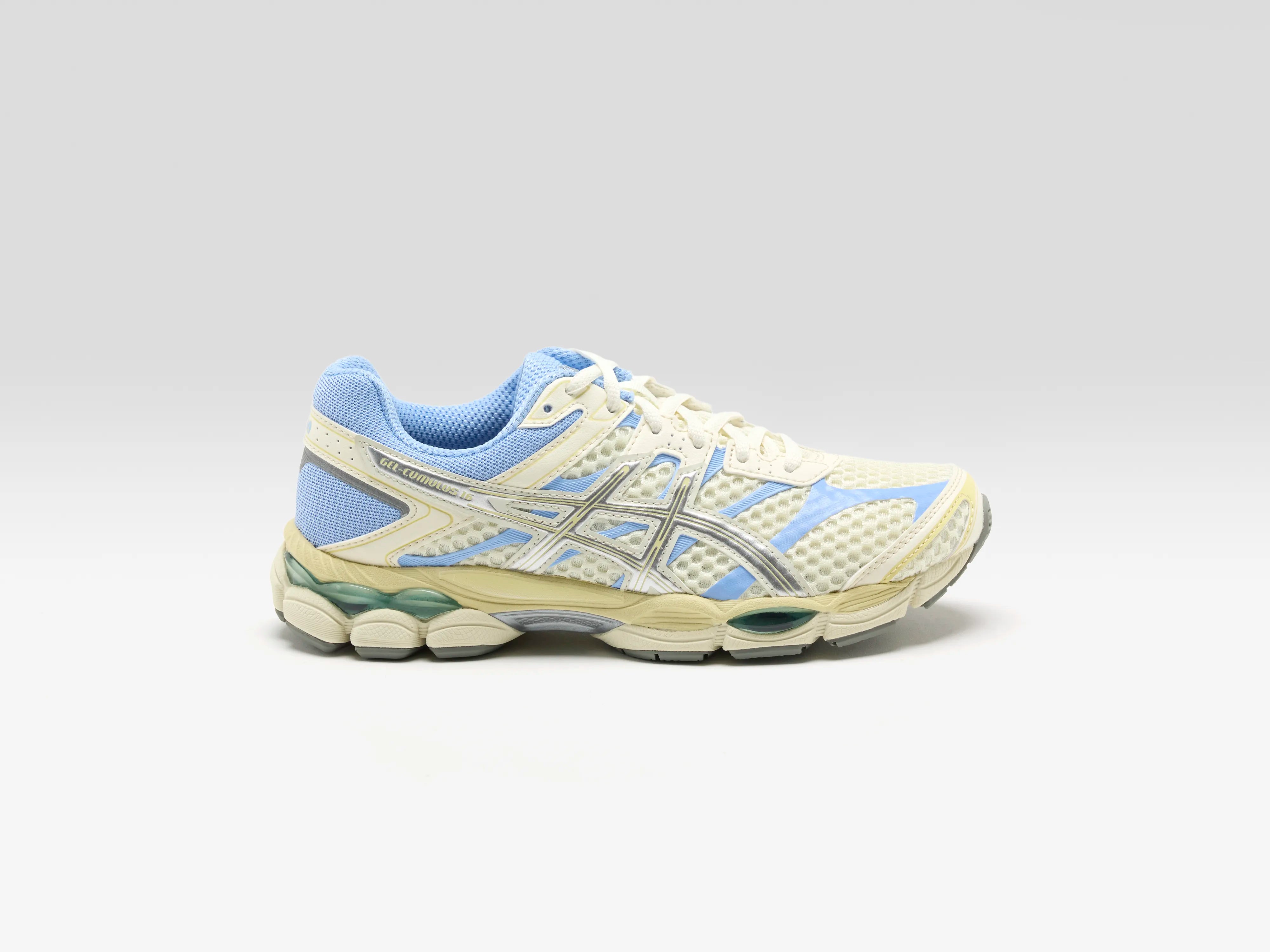 Gel-Cumulus 16 for Women (261 / W / IVORY)