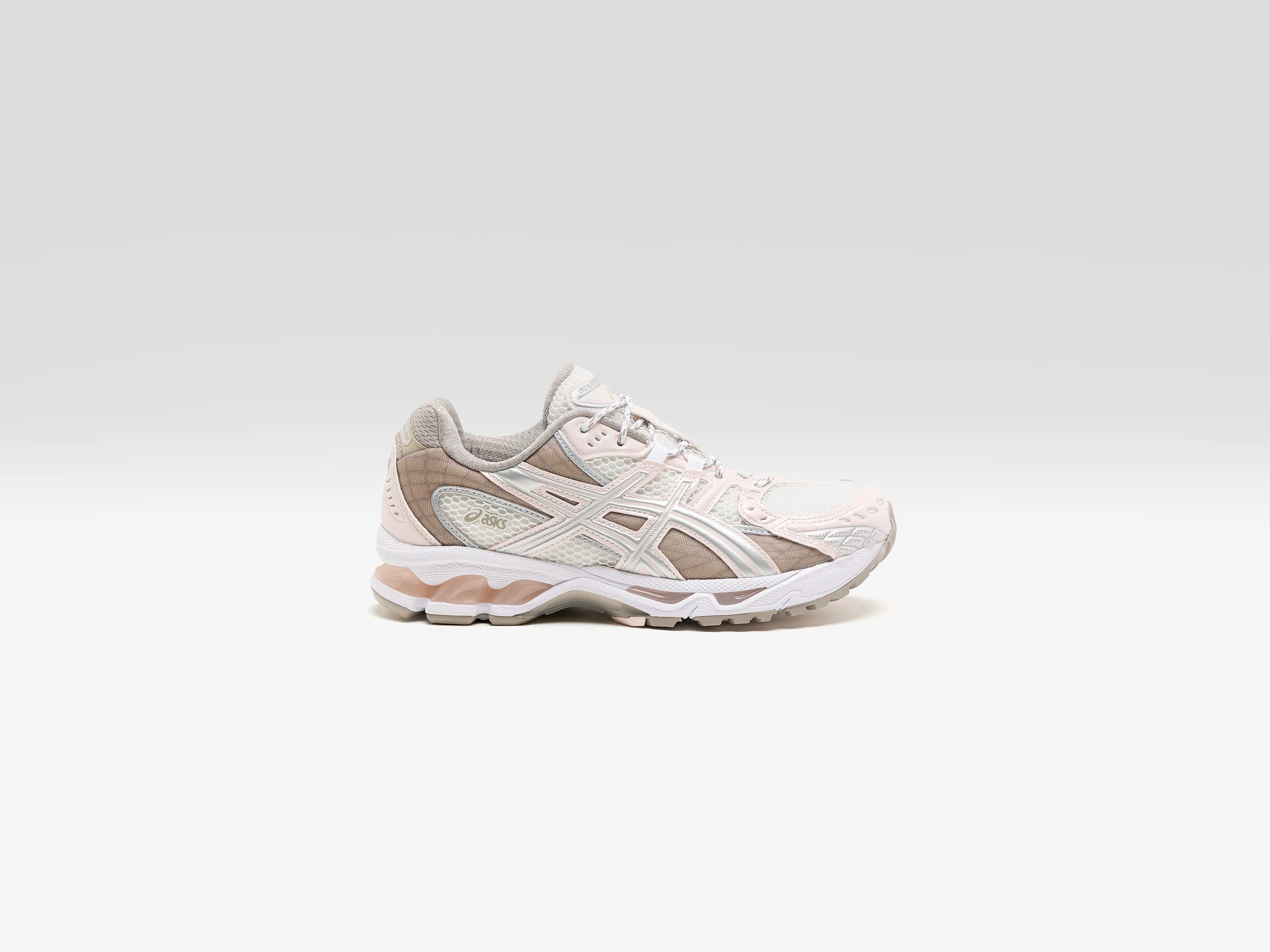 Gel-Nimbus 10.1 voor Dames (262 / W / PINK)