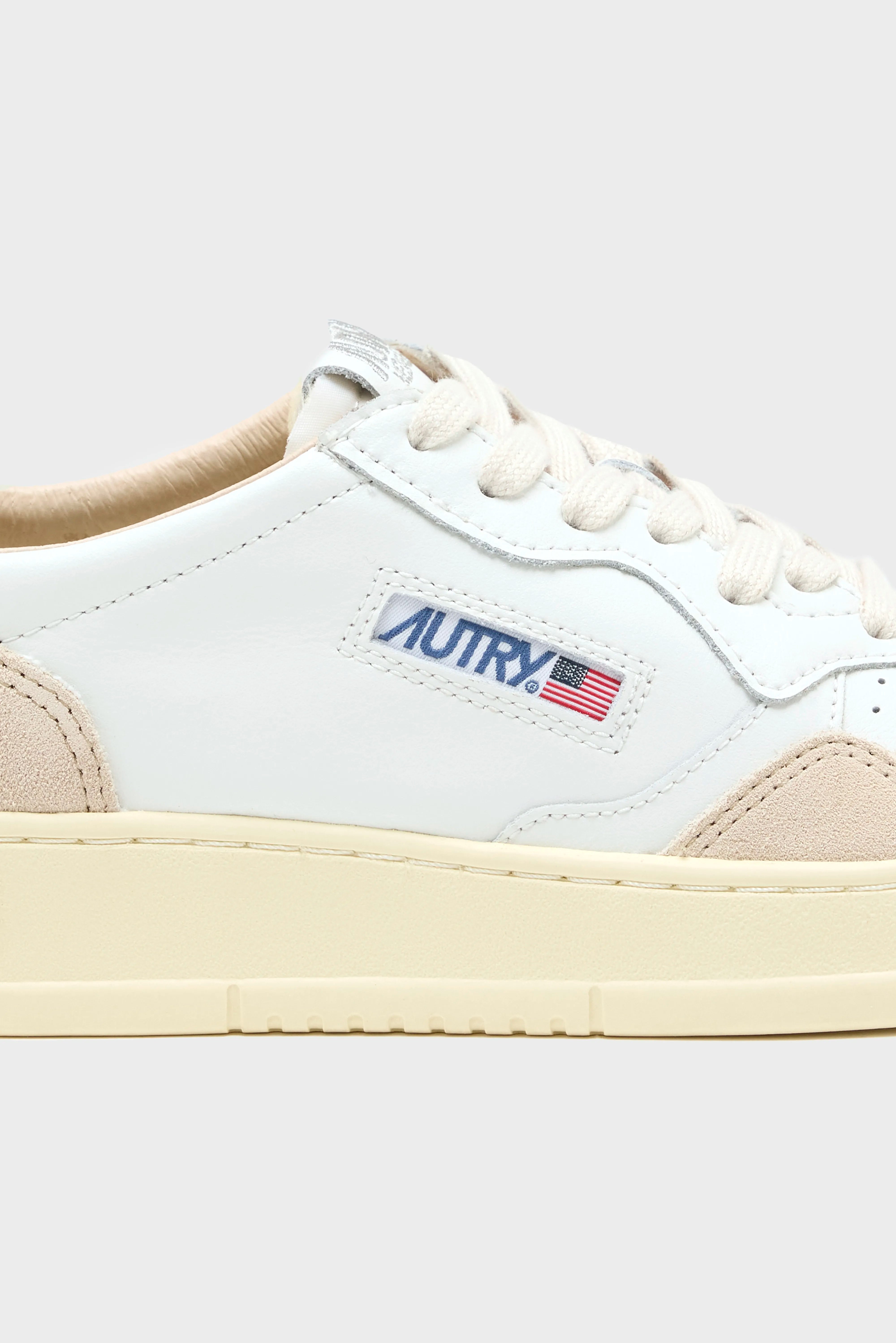 Medalist Low for Women (251 / W / PINK)