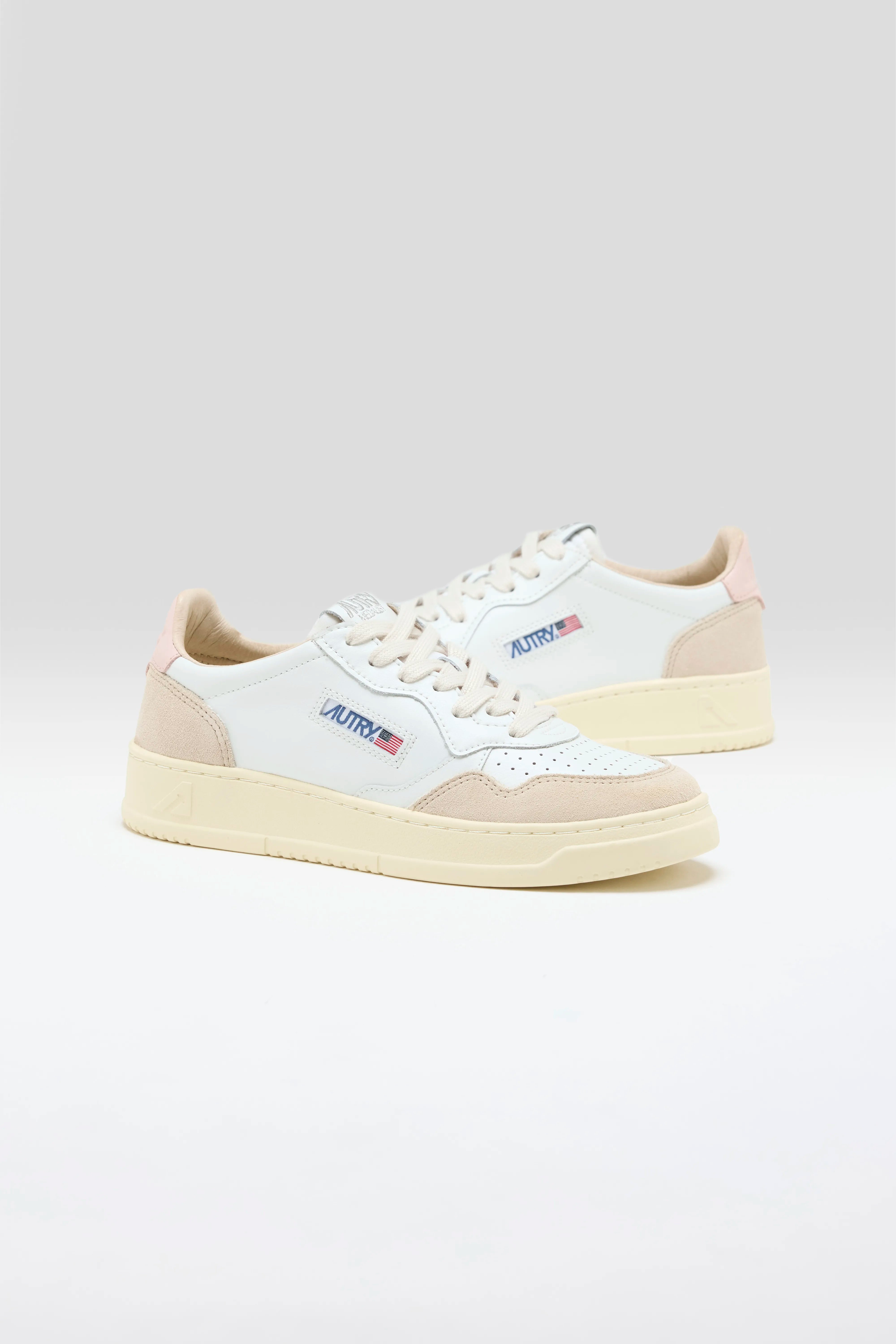 Medalist Low for Women (251 / W / PINK)