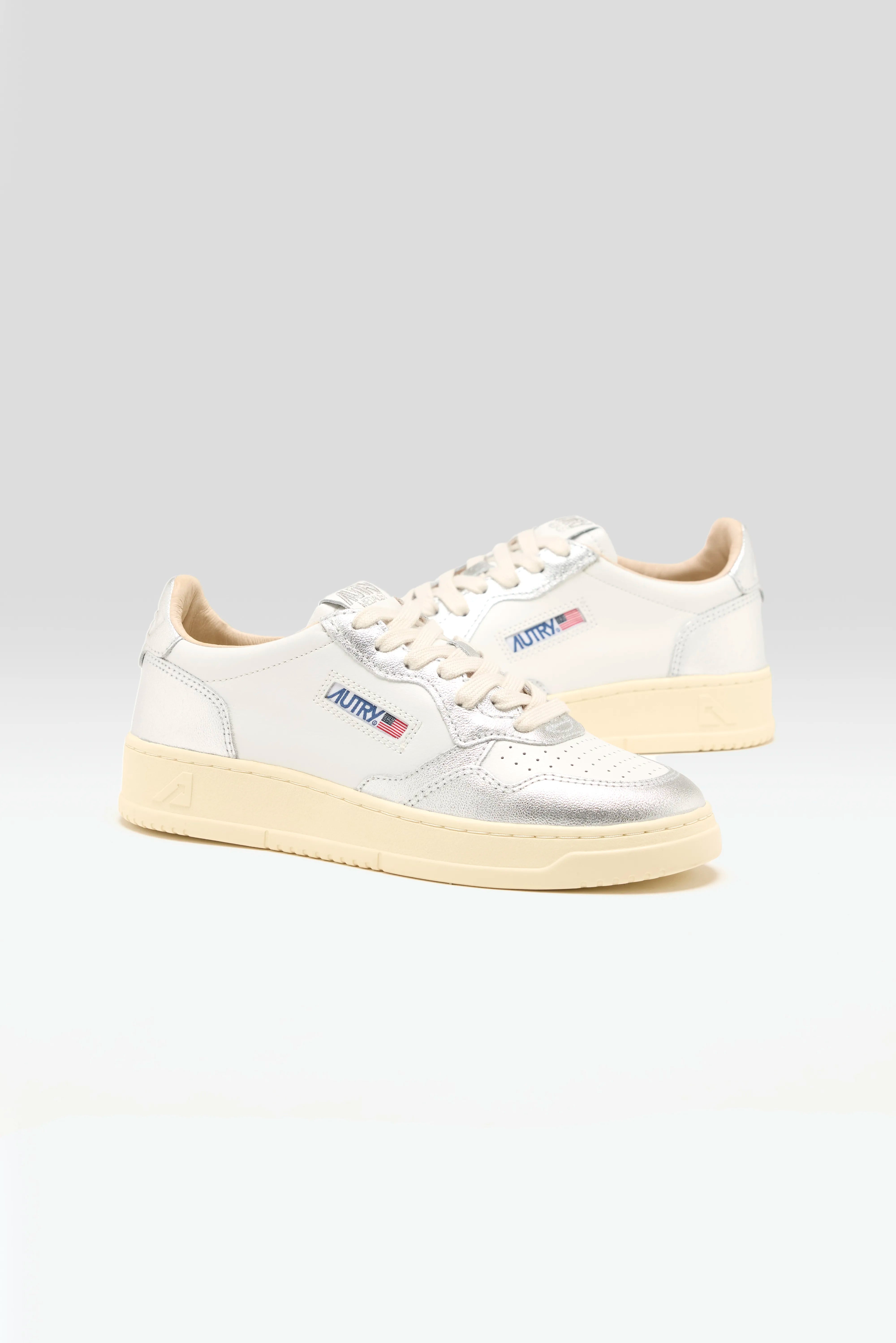 Medalist Low voor Vrouwen (241 / W / SILVER)