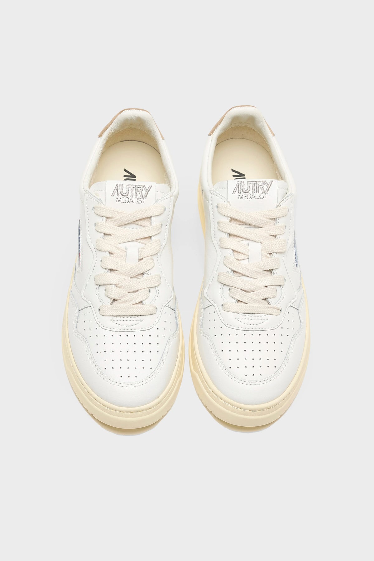 Medalist Low for Women (242 / W / GOLD)