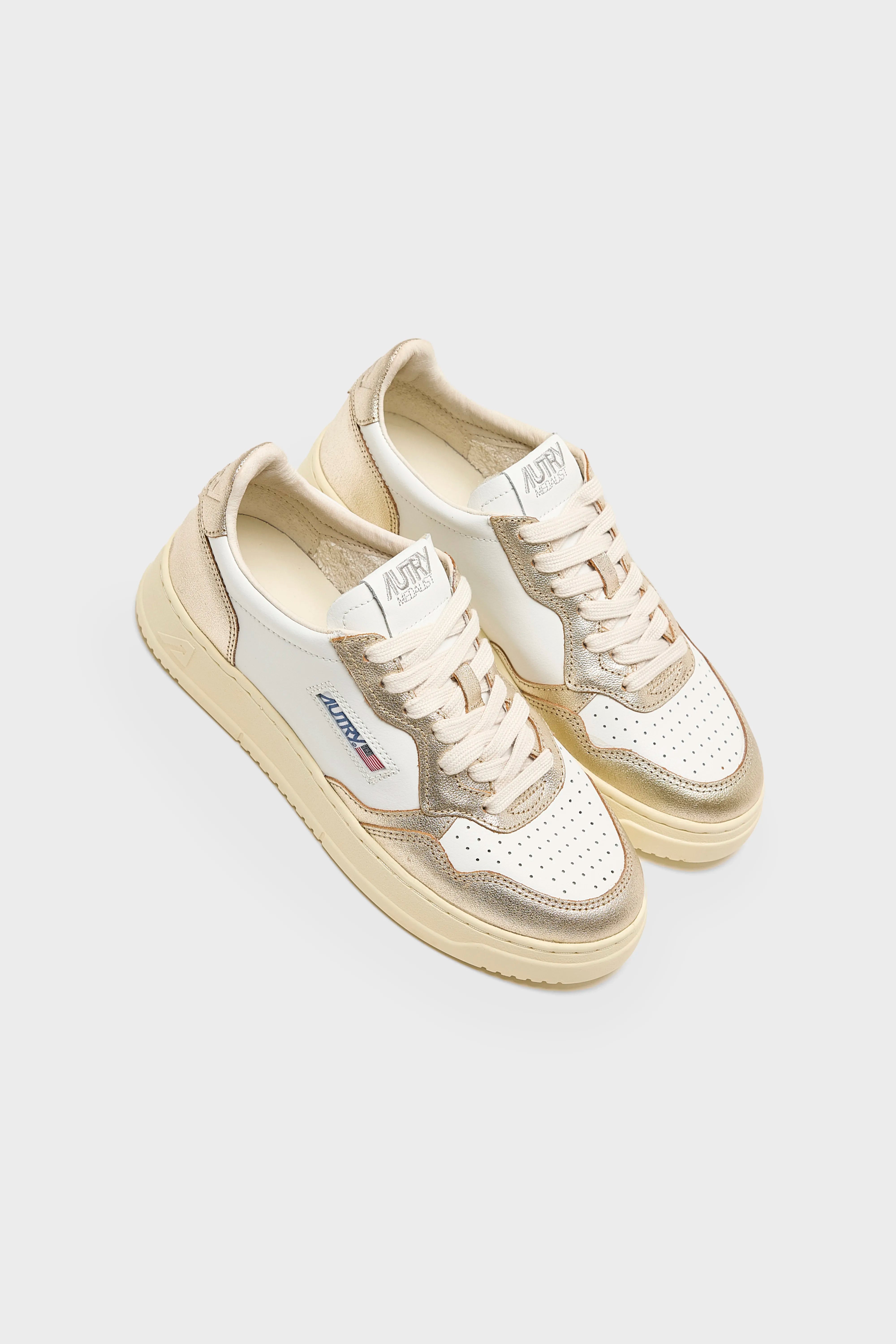 Medalist Low for Women (242 / W / GOLD)