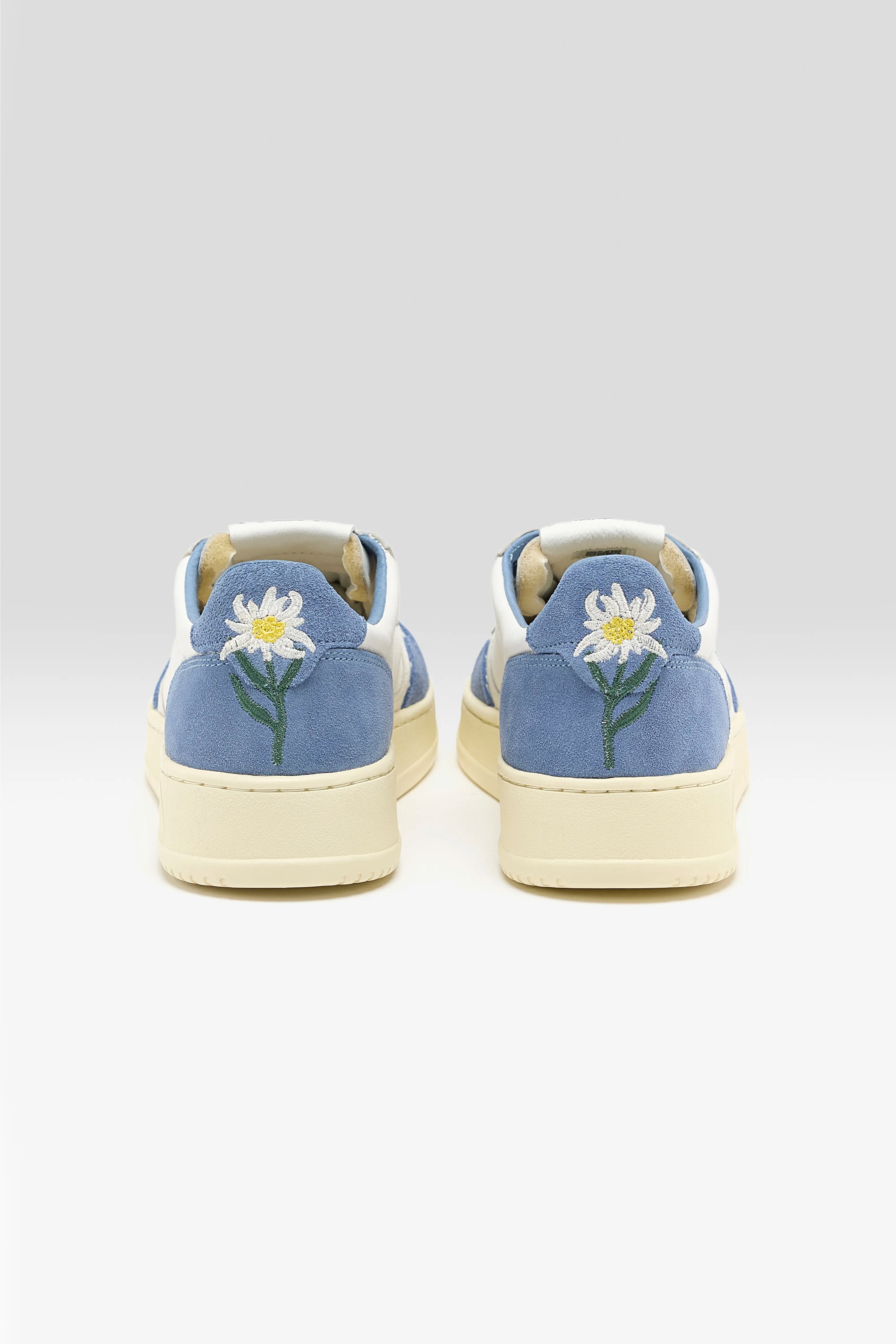 Medalist Low voor Vrouwen  (252 / W / PALE BLUE)