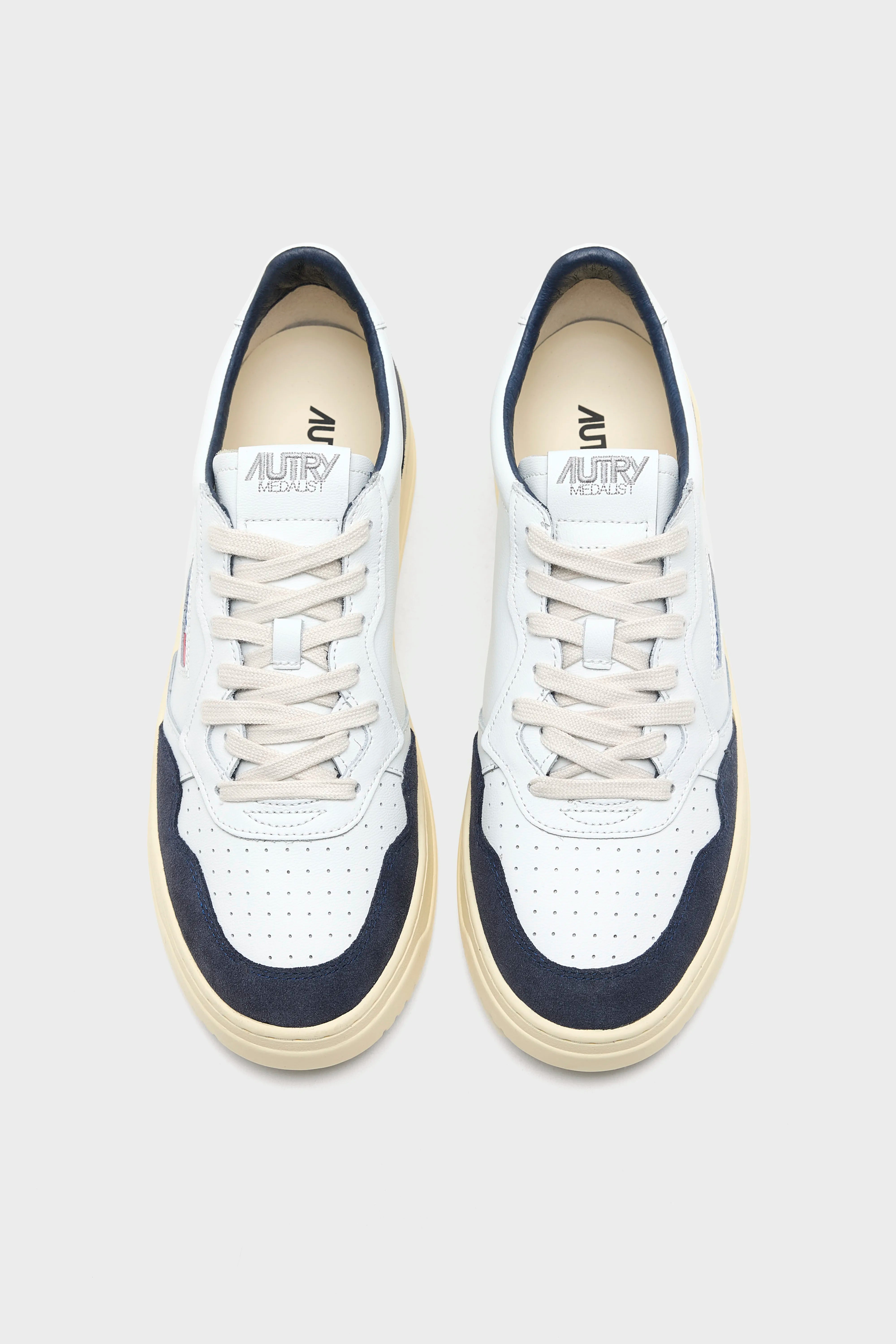 Medalist Low voor Heren (261 / M / BLACK/WHITE)