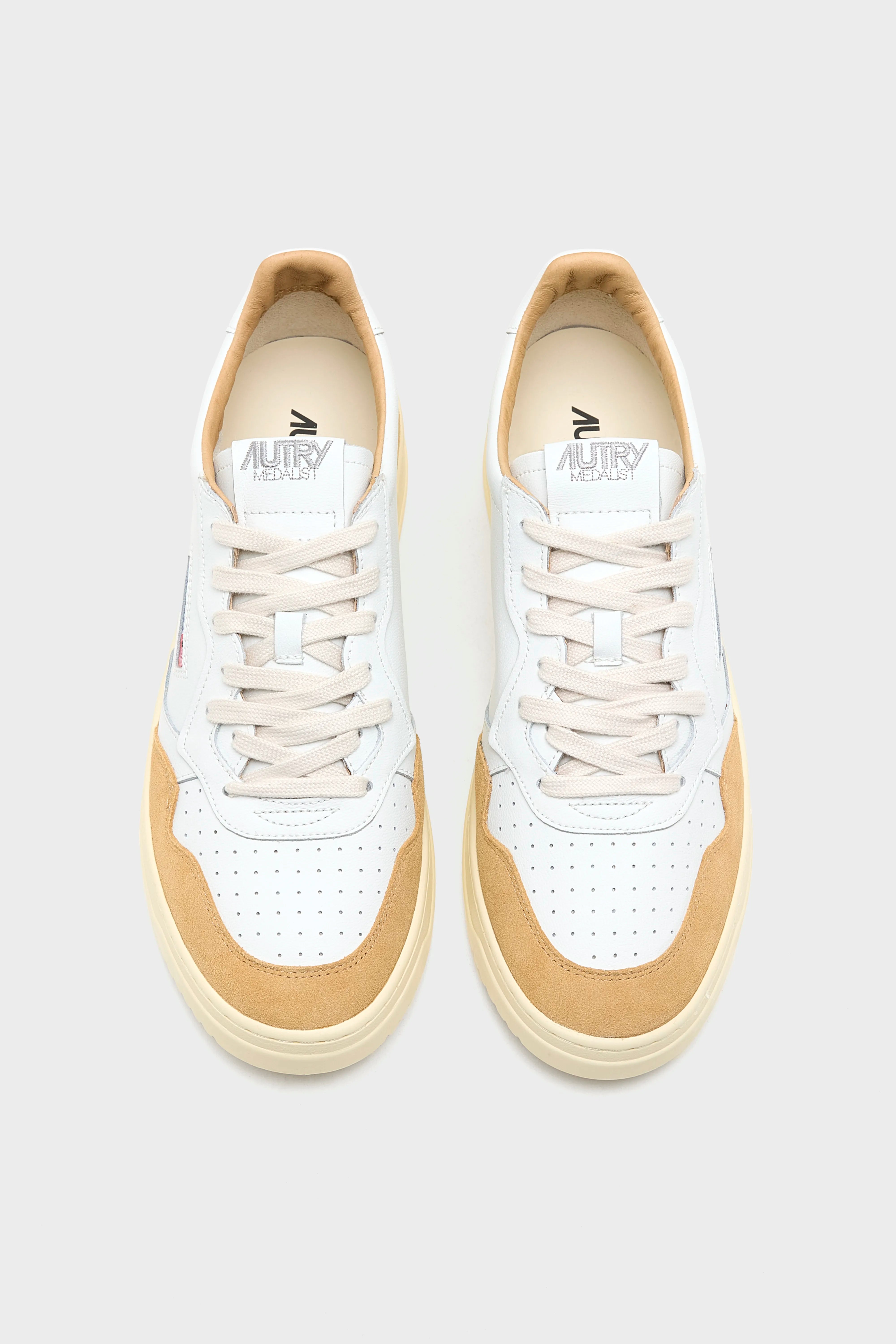 Medalist Low voor Heren (261 / M / COPPER)