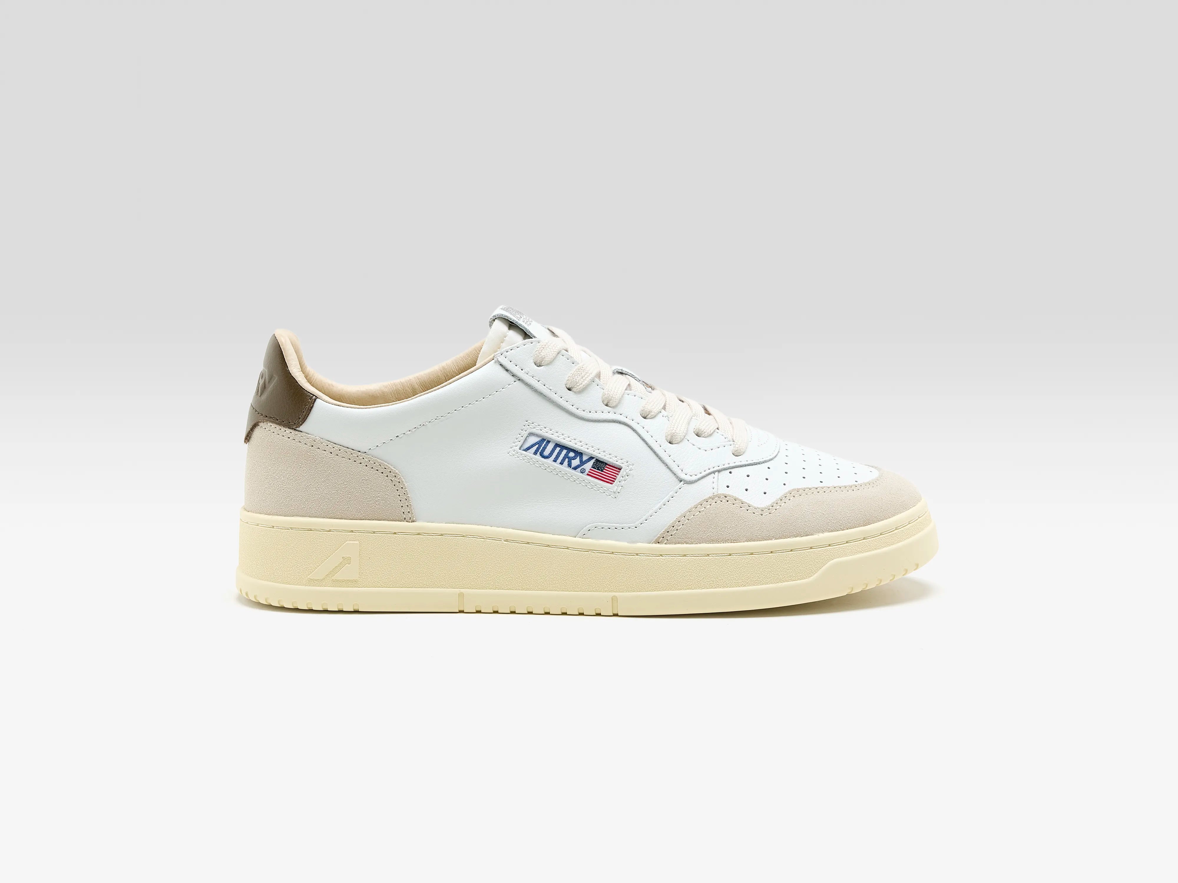 Medalist Low voor Heren (261 / M / BROWN)