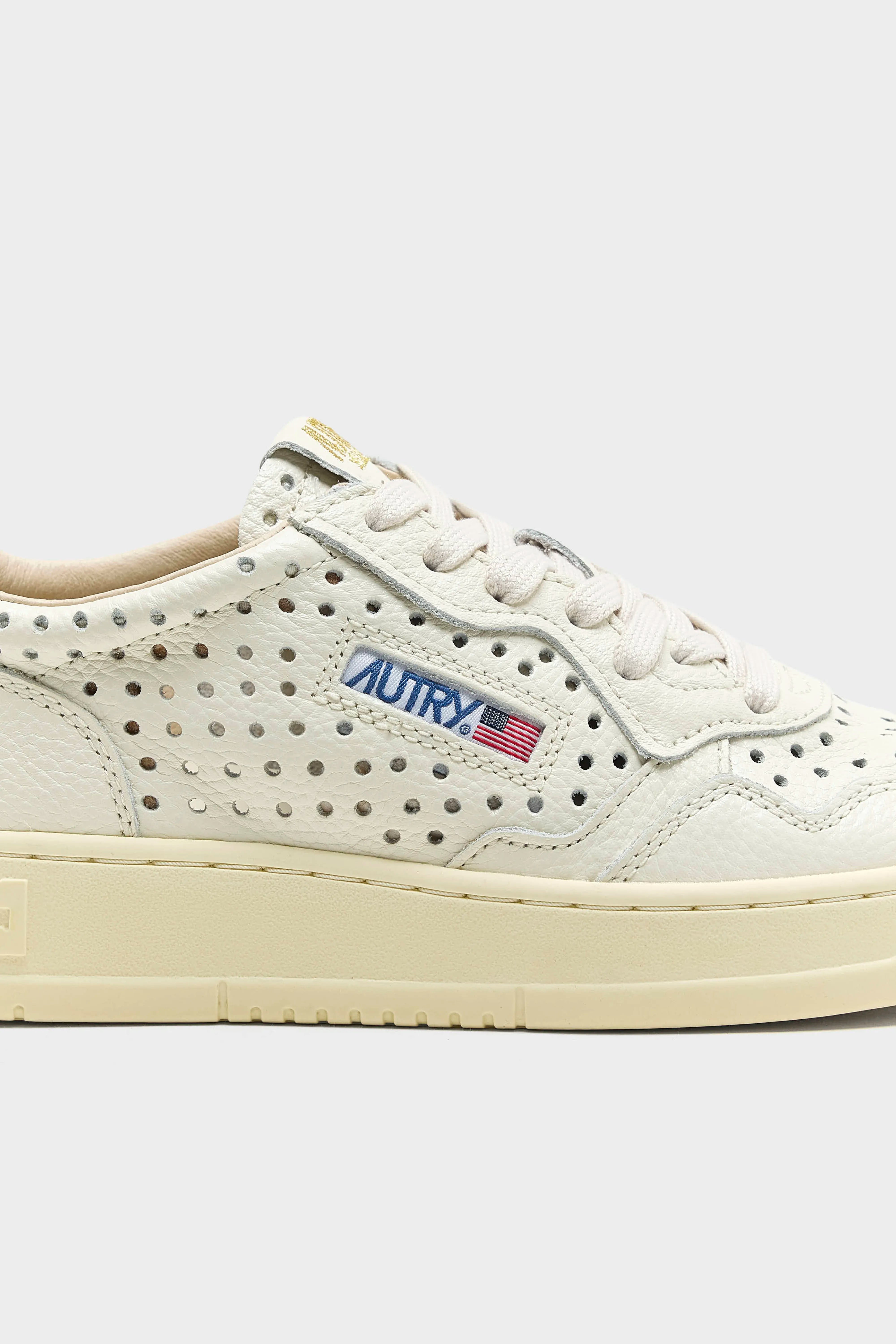 Medalist Low for Women (261 / W / WHITE)