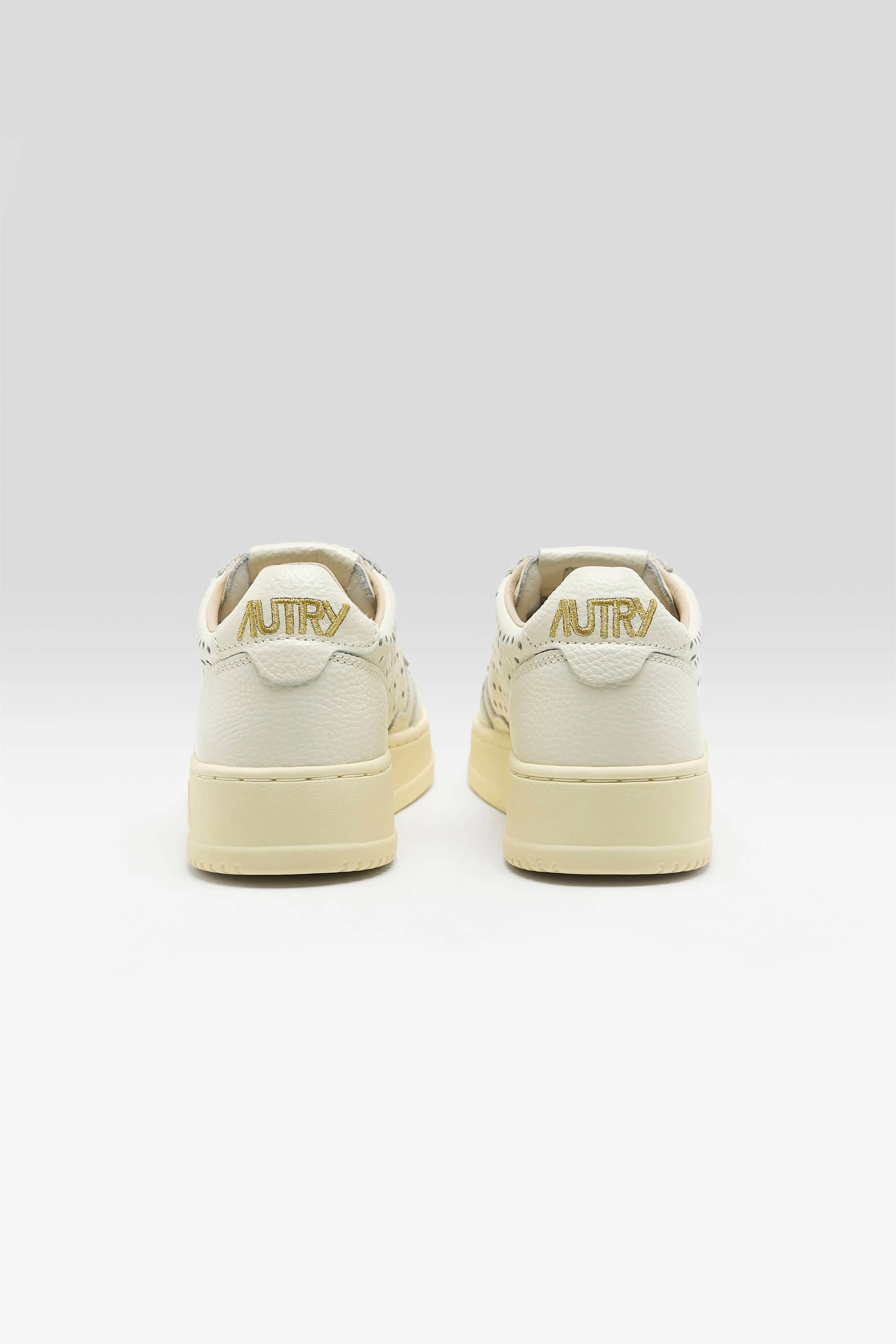 Medalist Low for Women (261 / W / WHITE)