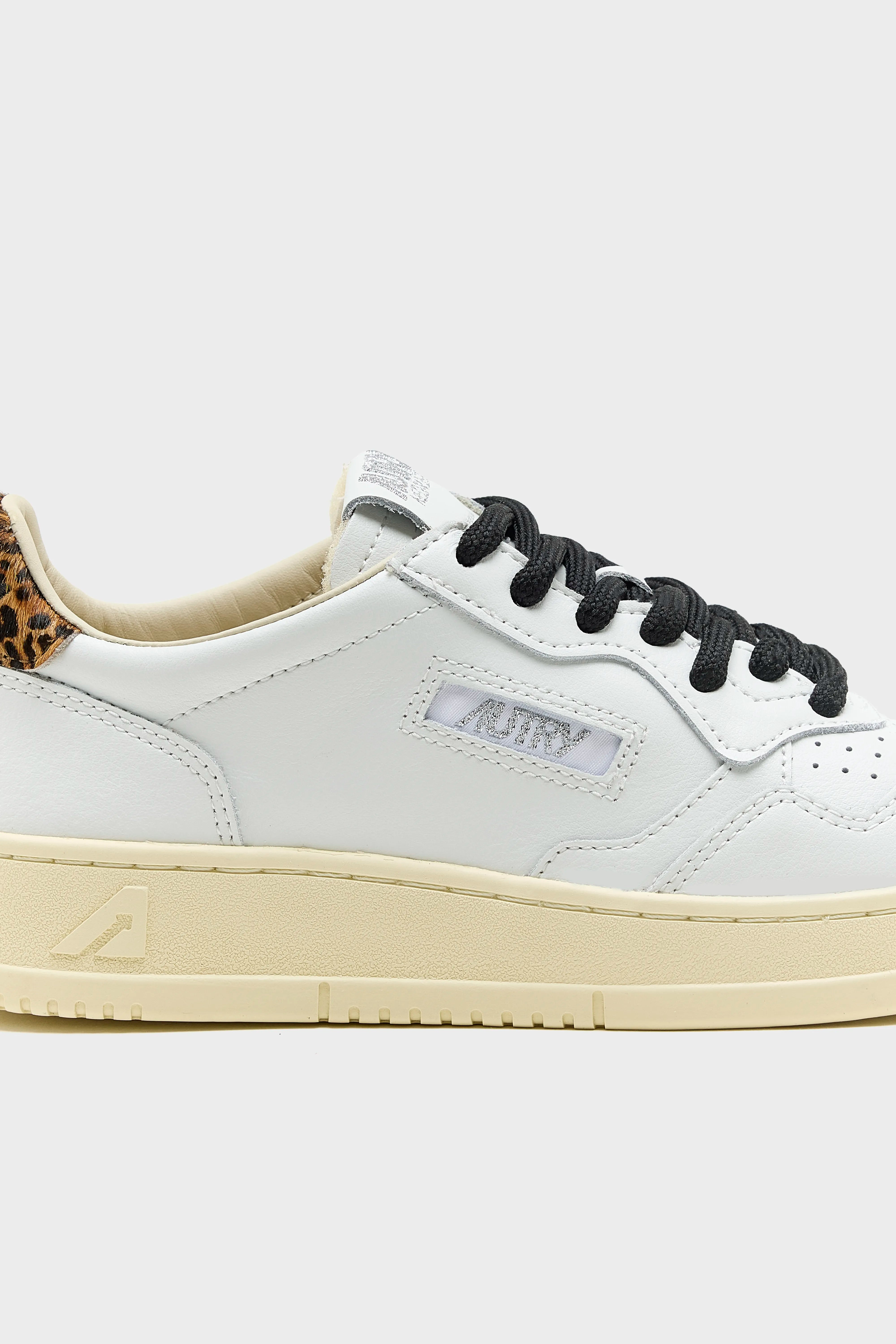 Medalist Low voor Dames (261 / W / WHITE)