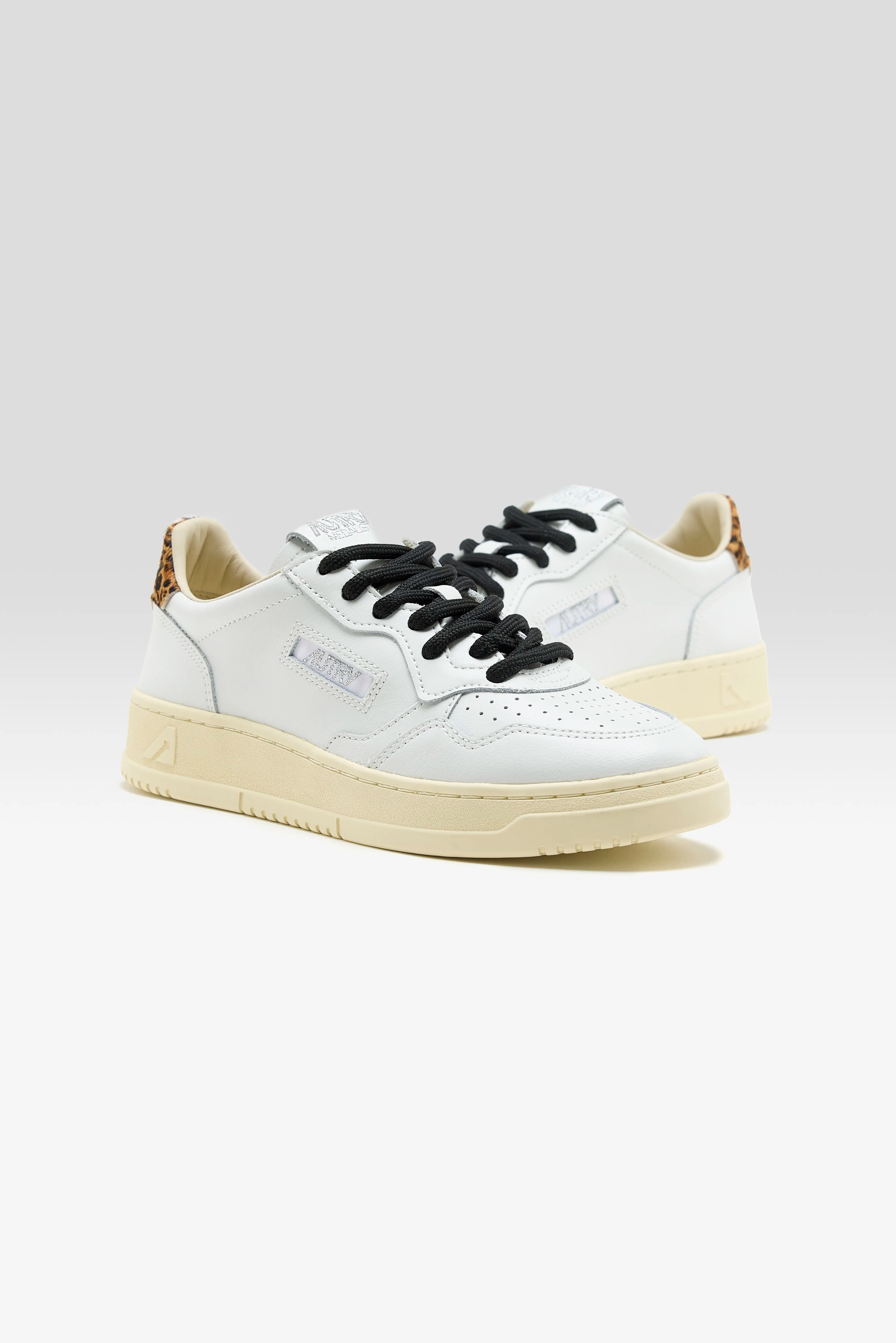 Medalist Low voor Dames (261 / W / WHITE)