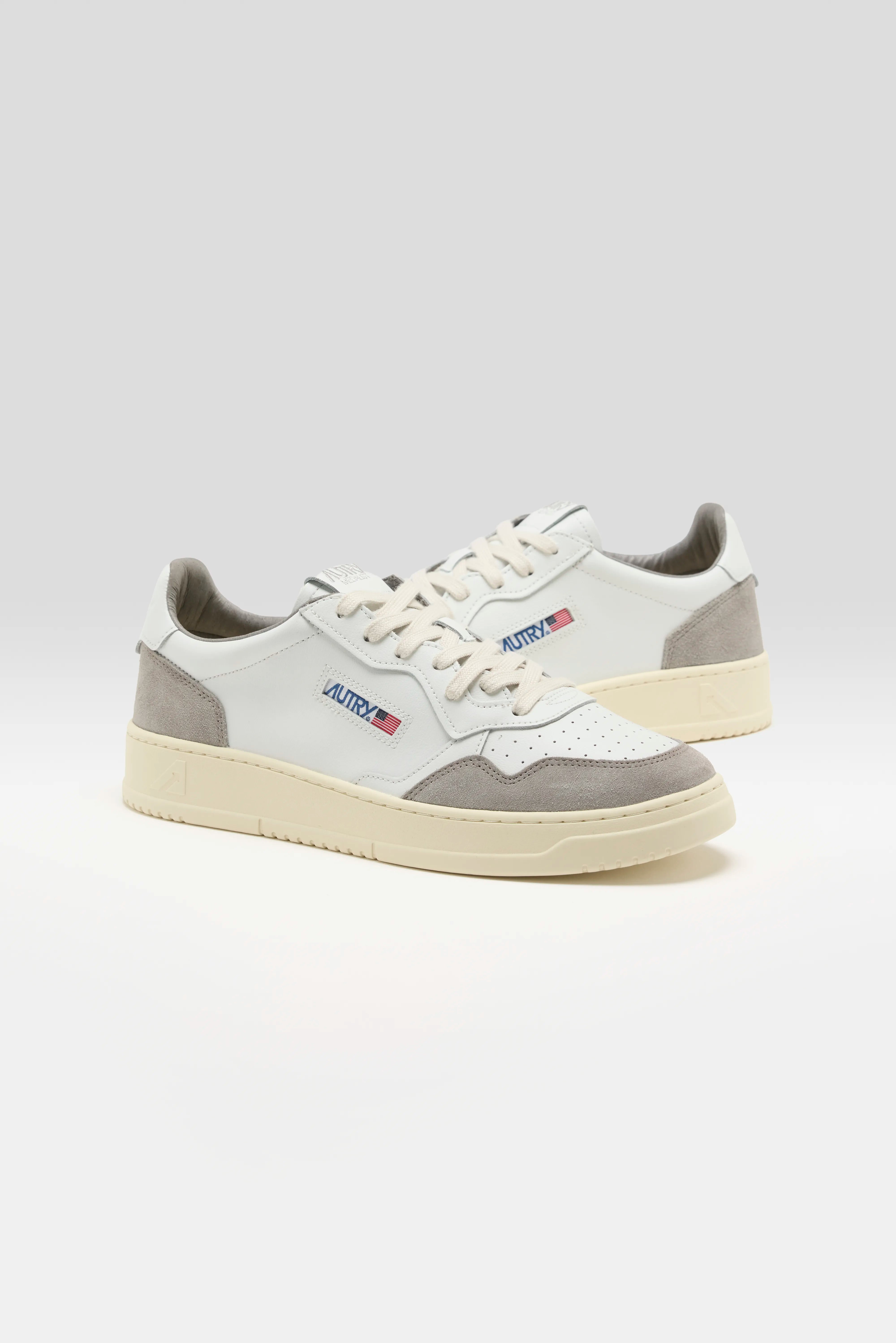Medalist Low for Men (262 / M / WHITE)