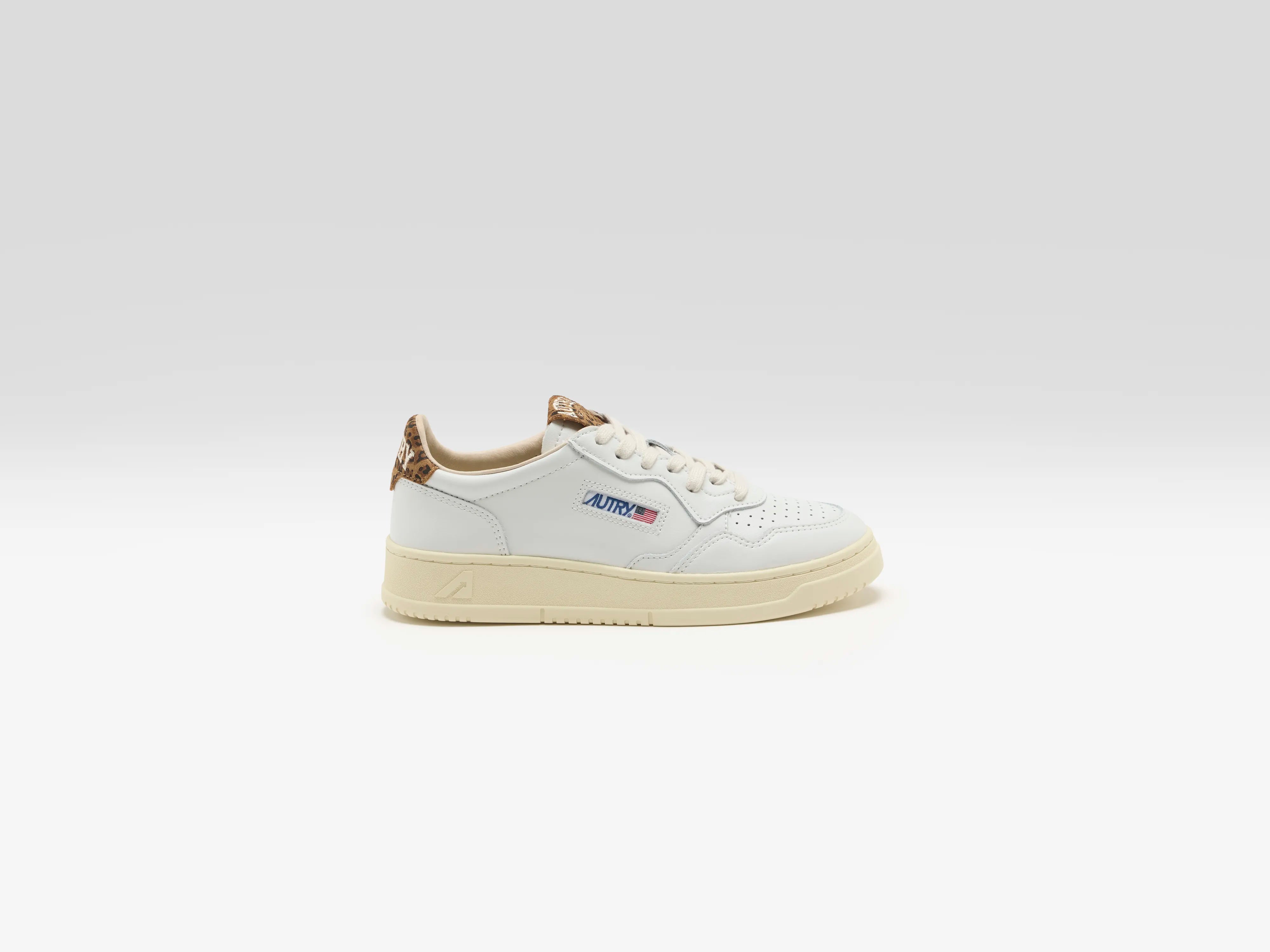 Medalist Low for Women (262 / W / OFF WHITE)