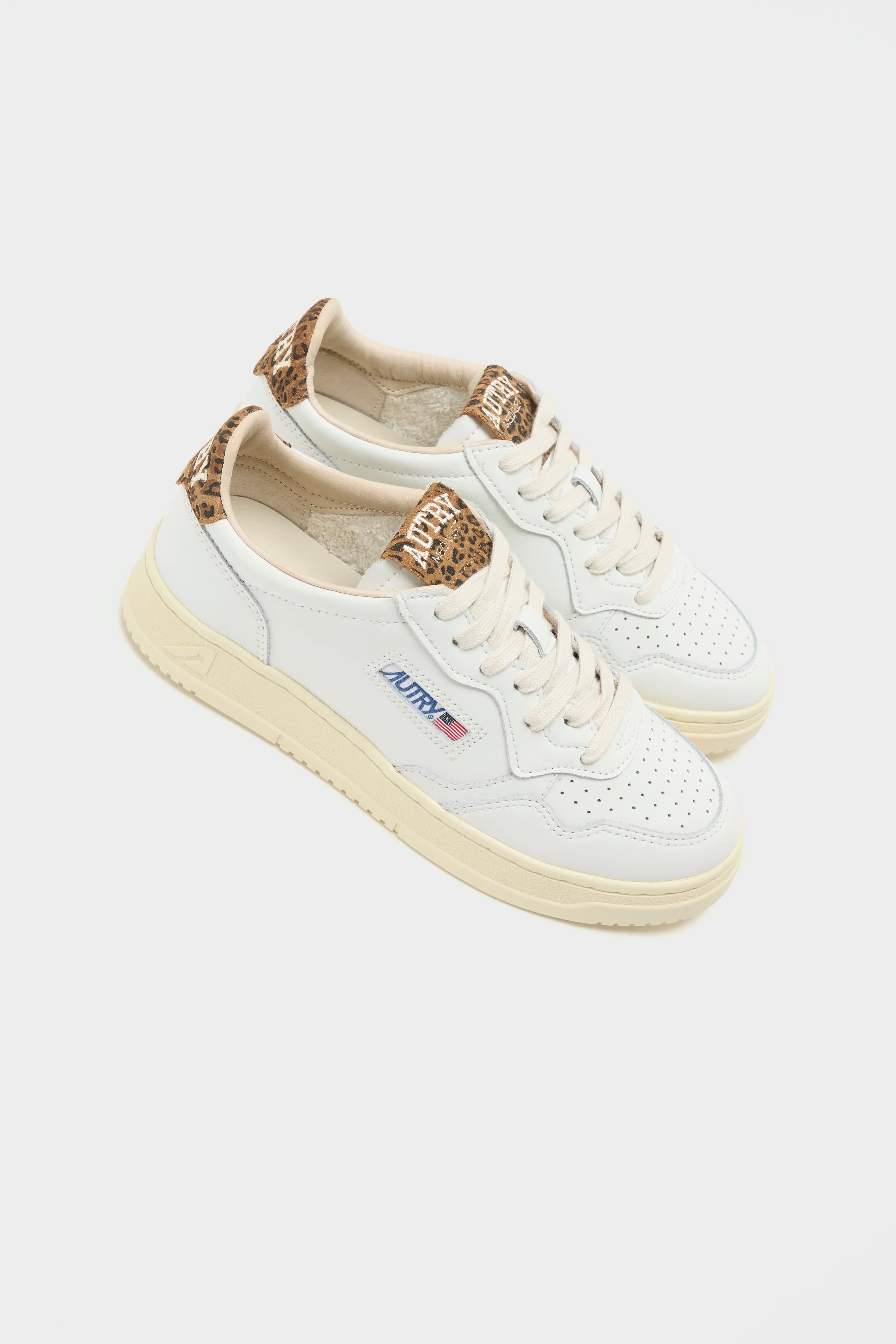 Medalist Low for Women (262 / W / OFF WHITE)
