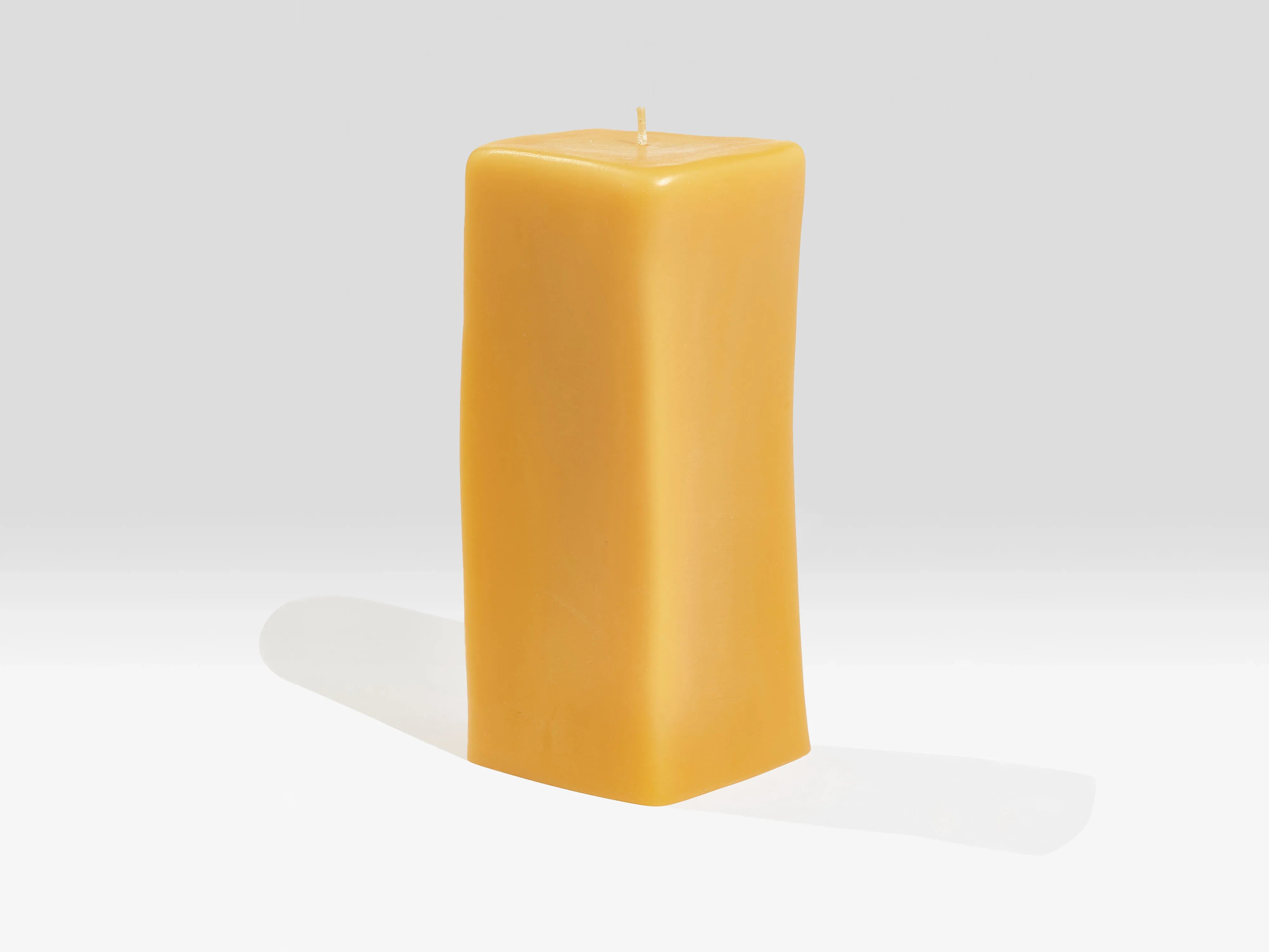 XL Pilar Candle (232 / W / BEIGE)