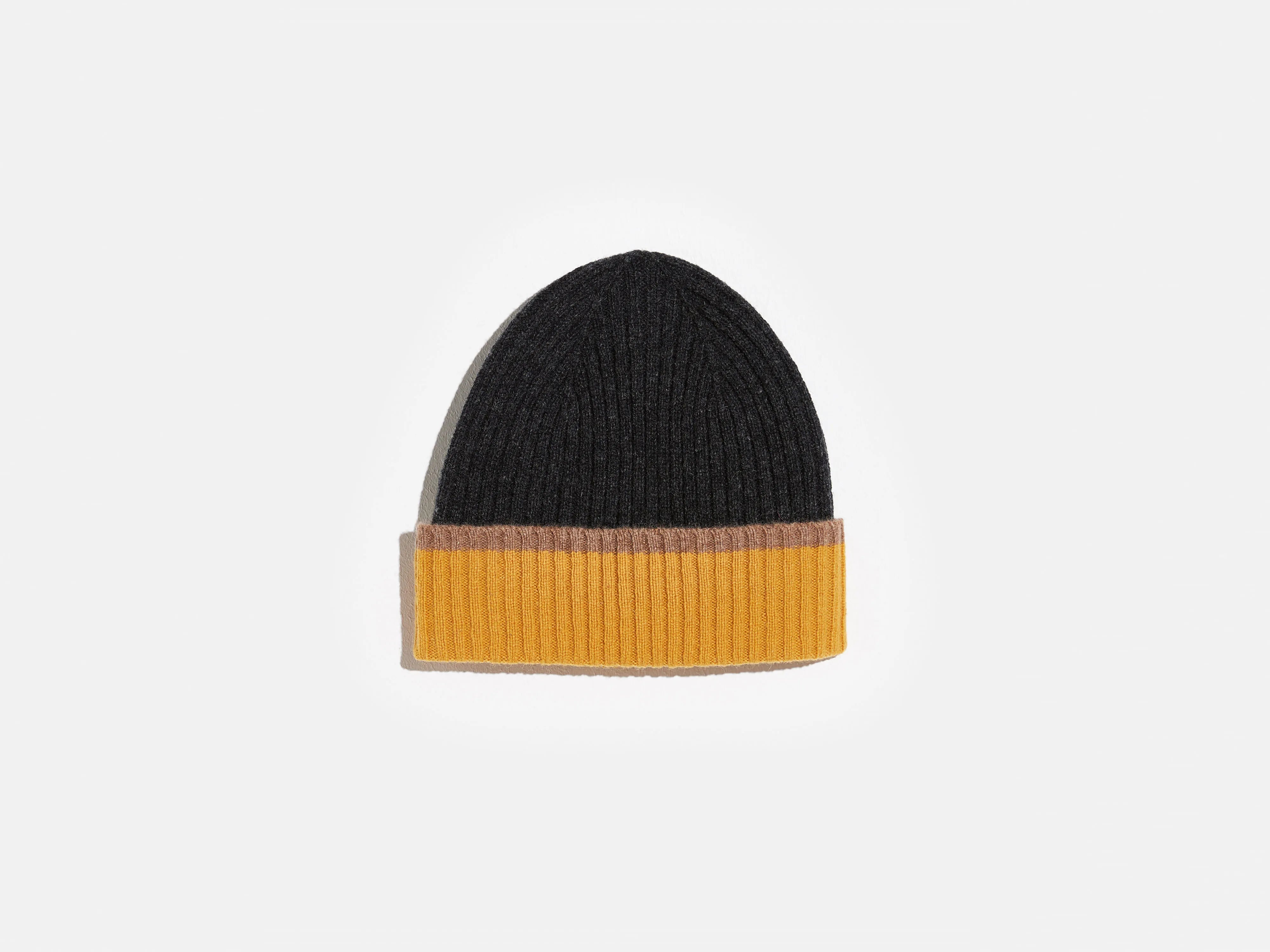 Gadha Muts (232 / B / COMBO A)