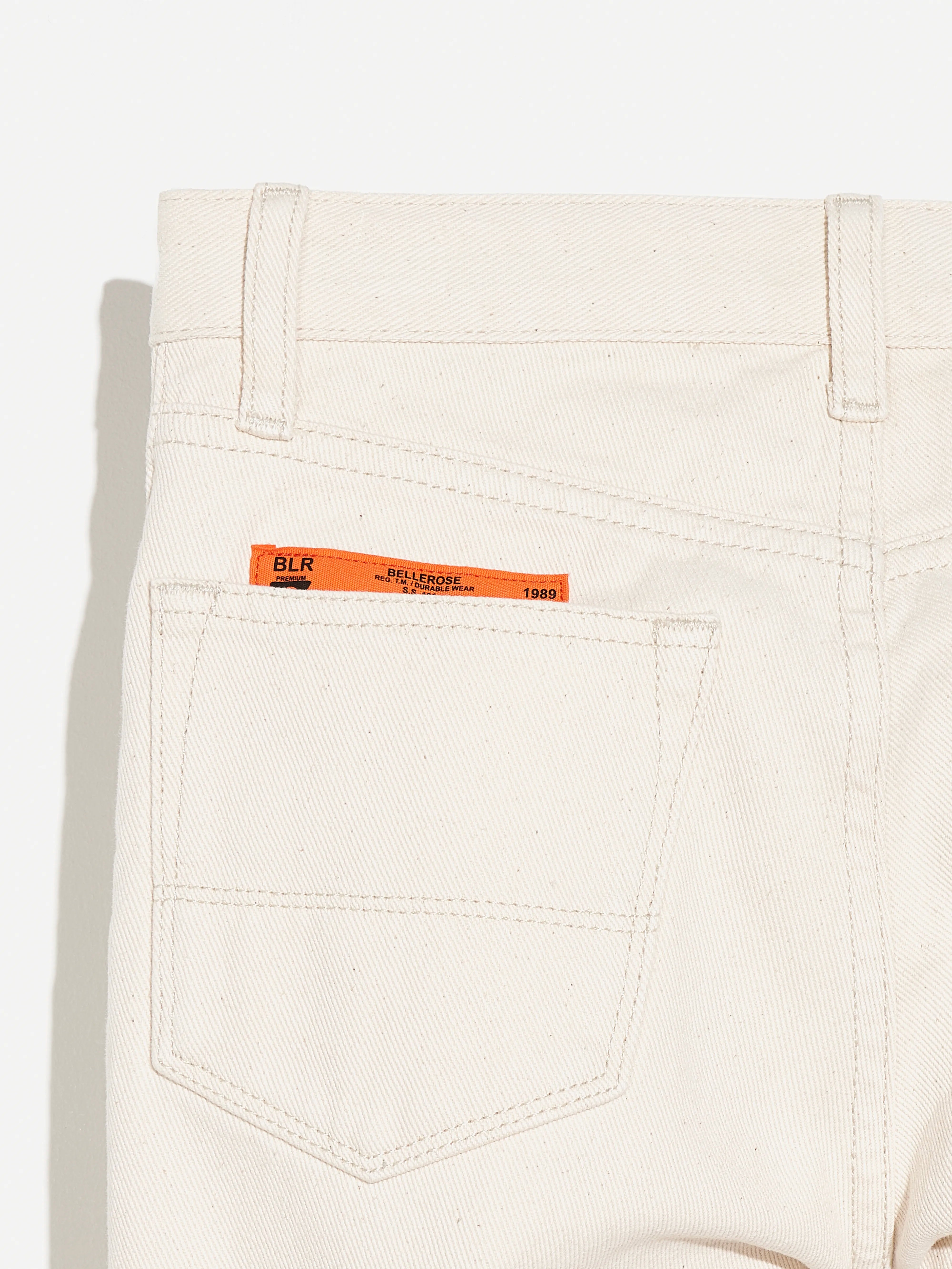 jean peyo (241 / B / OFF WHITE)