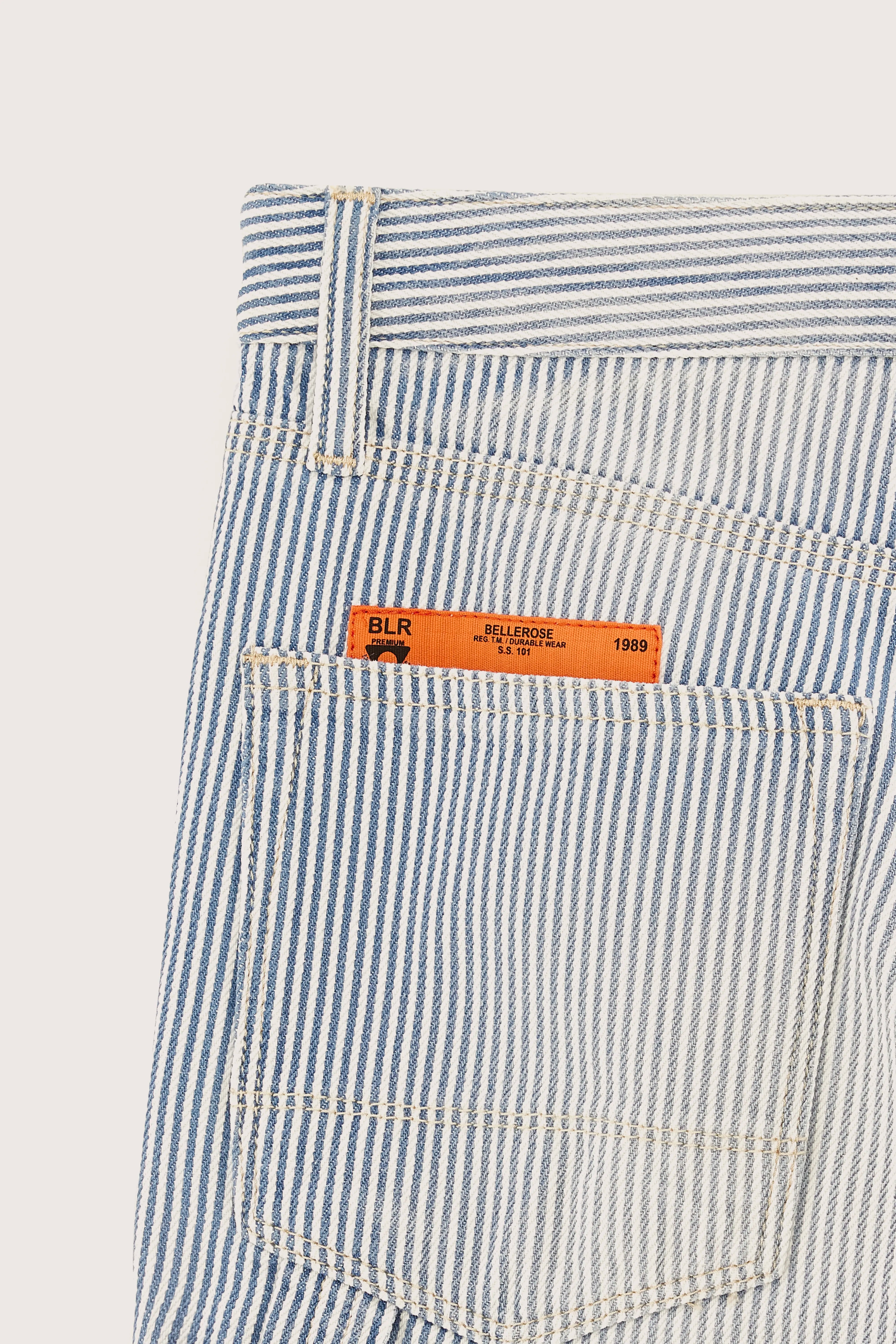Short en denim Peers (251 / B / LT BLUE BLEACH)