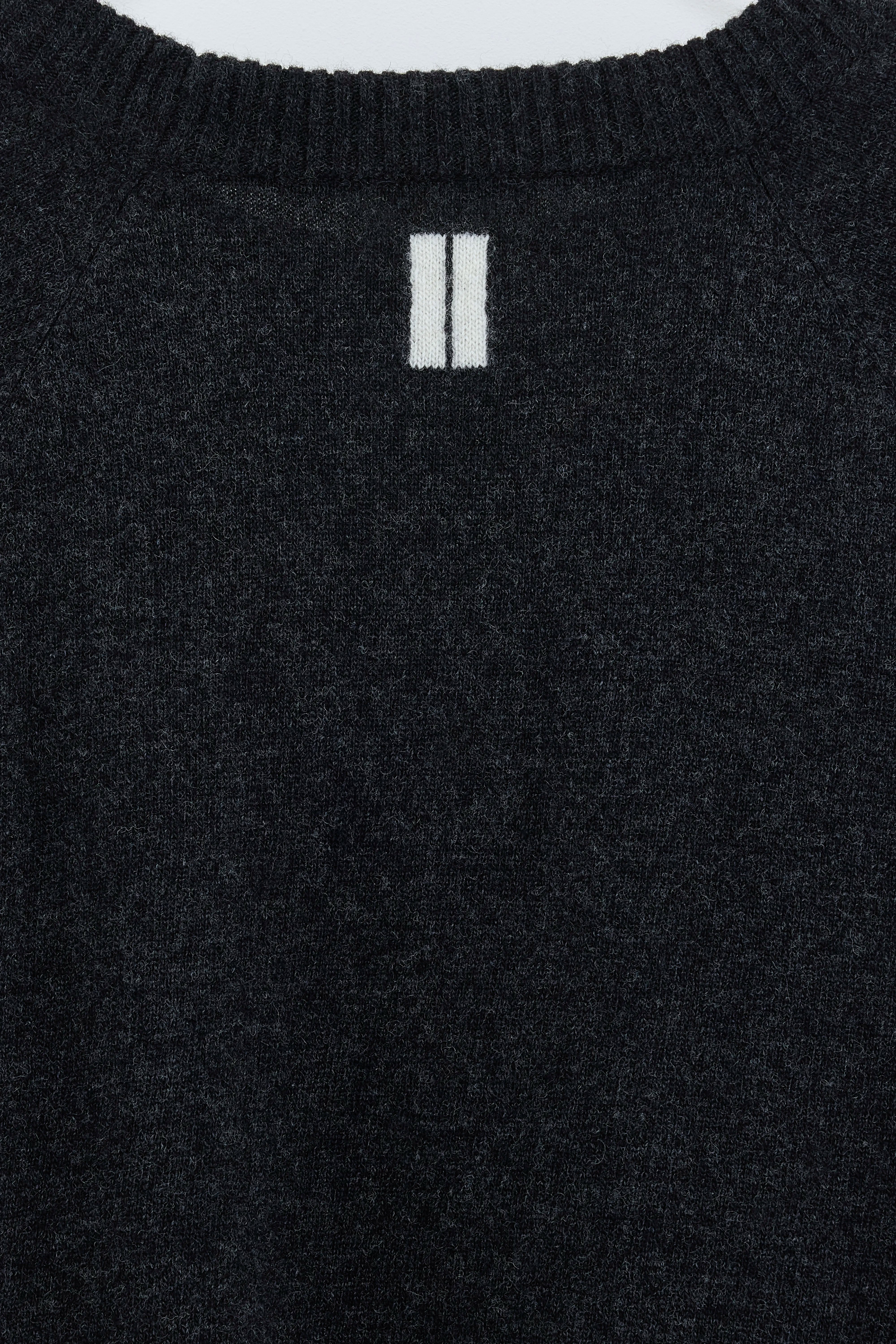 Laril relaxte trui (252 / B / ANTHRACITE)