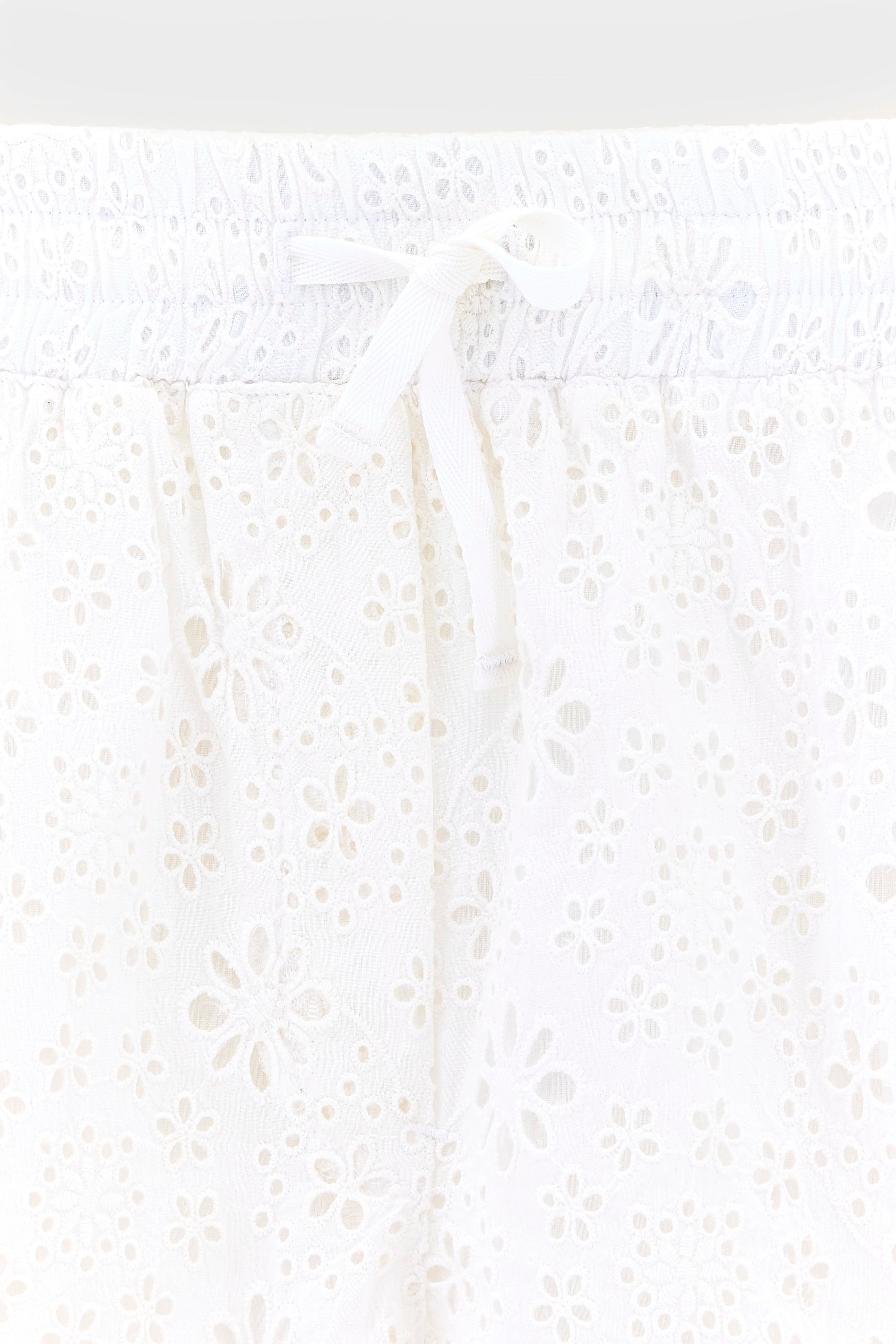 Kate relaxte shorts (261 / G / WHITE)