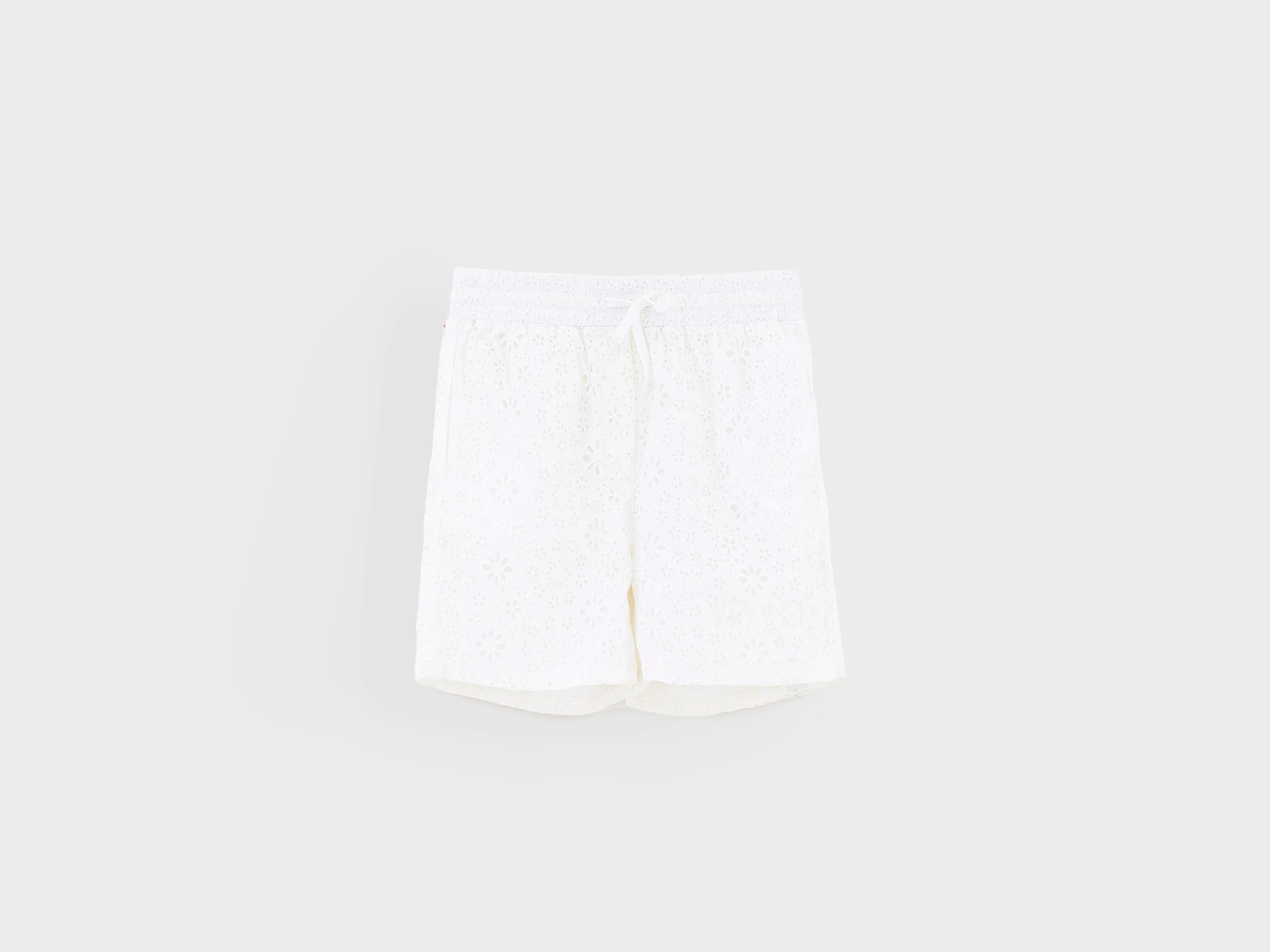 Kate relaxte shorts (261 / G / WHITE)