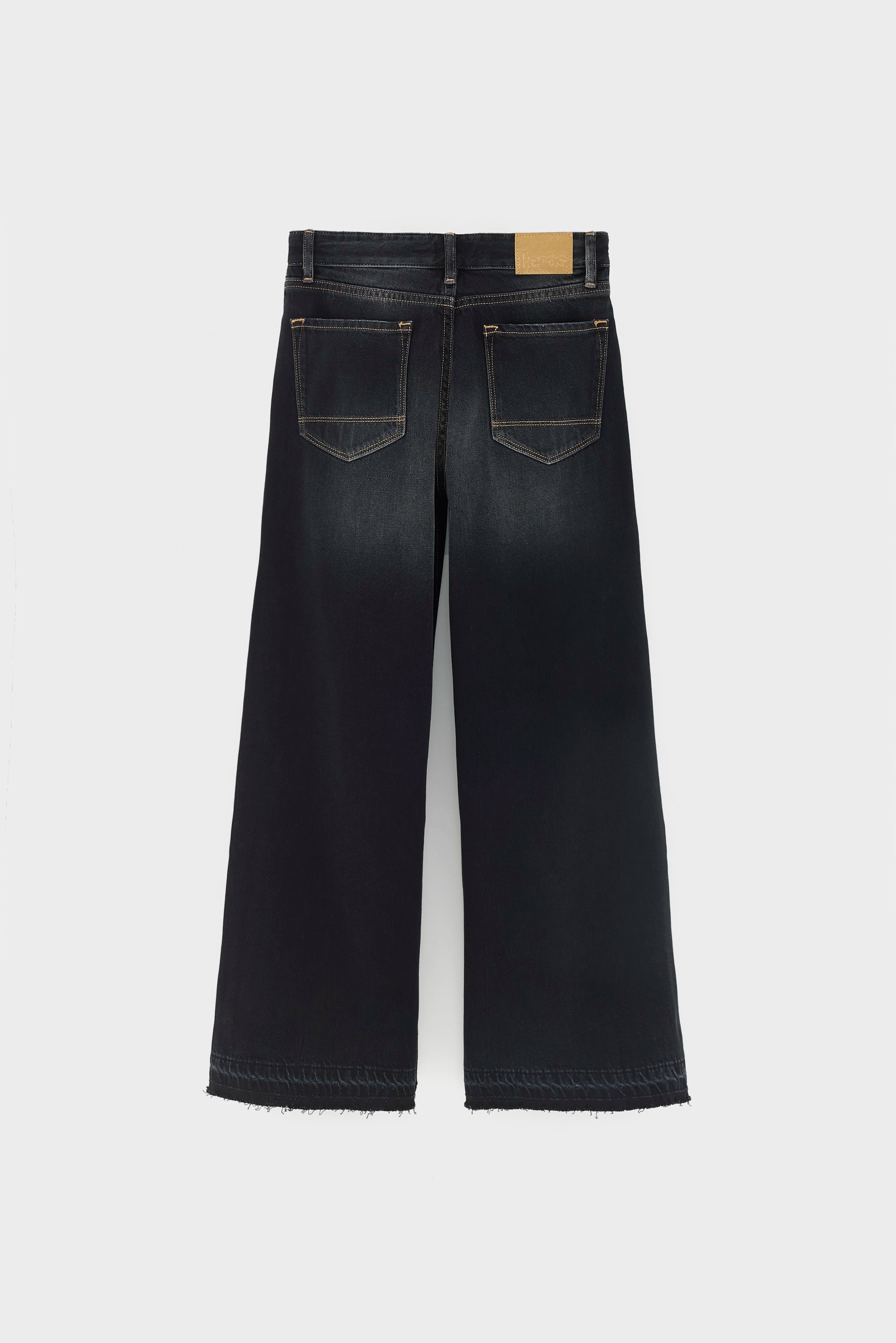 Kae flared jeans (262 / G / USED BLACK)