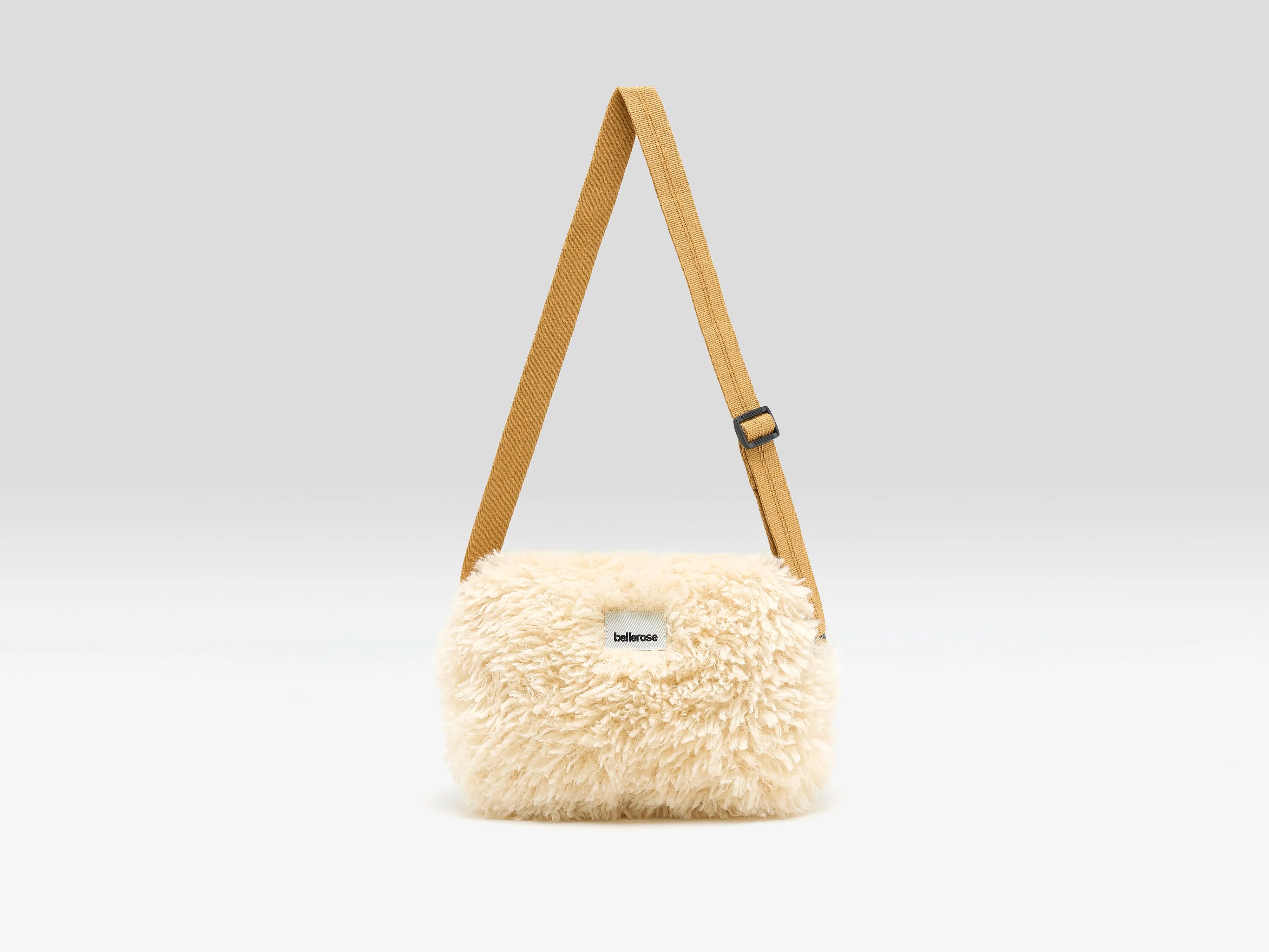 Jila faux-fur crossbodytas (262 / G / SWAN)