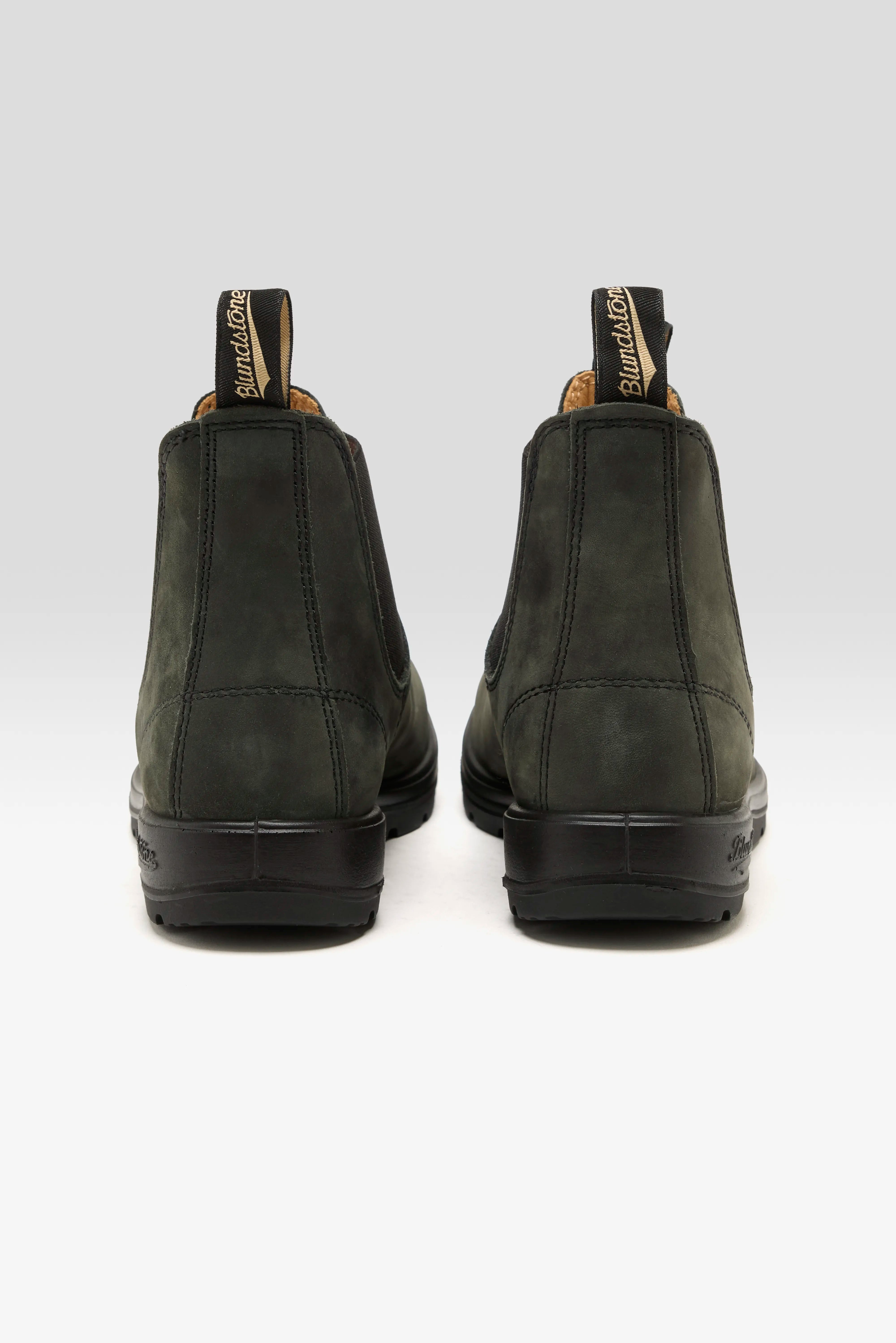 587 Classic Chelsea Boots voor Vrouwen (242 / W / BLACK)