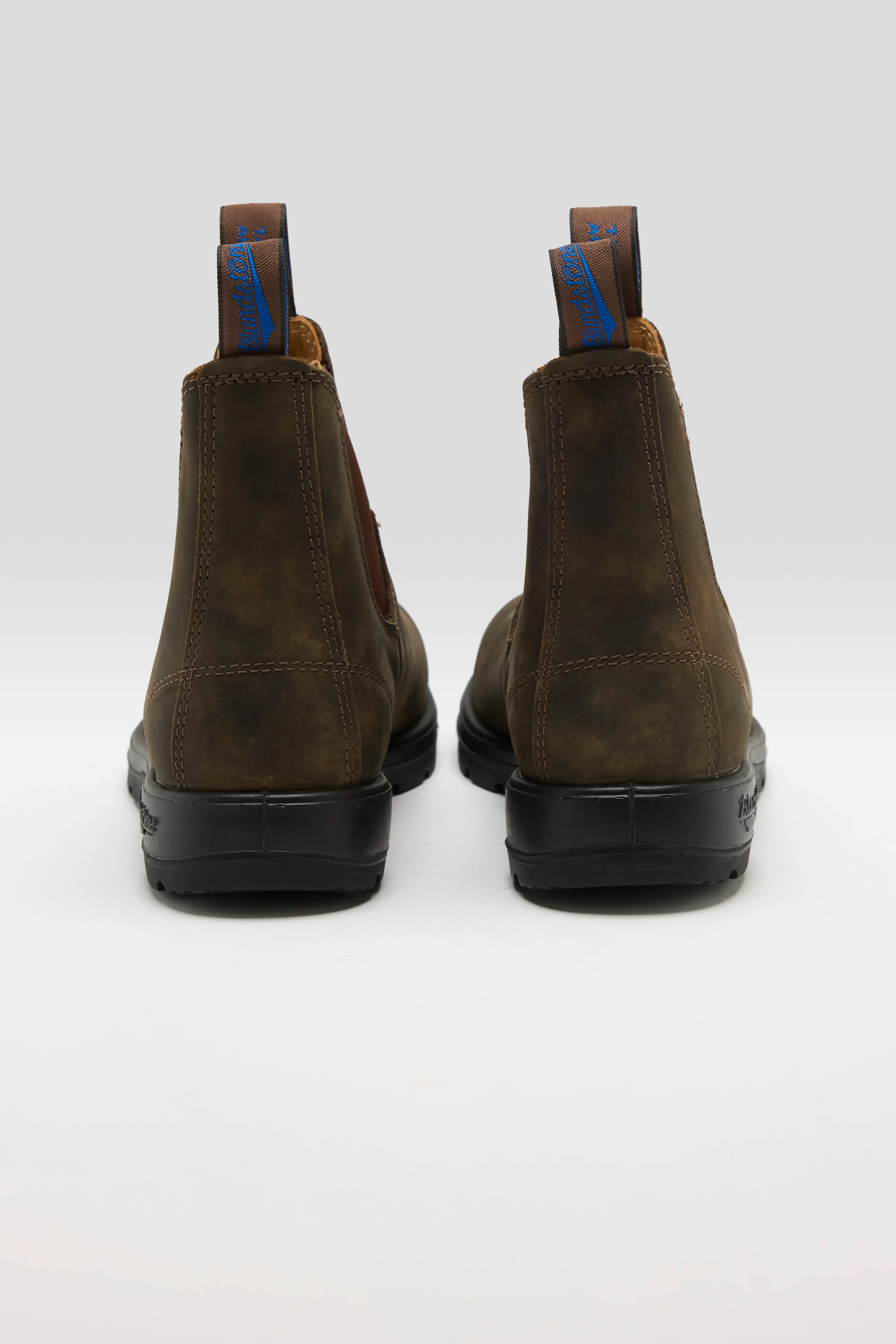 584 Thermal Chelsea Boots for Women (262 / W / BROWN)
