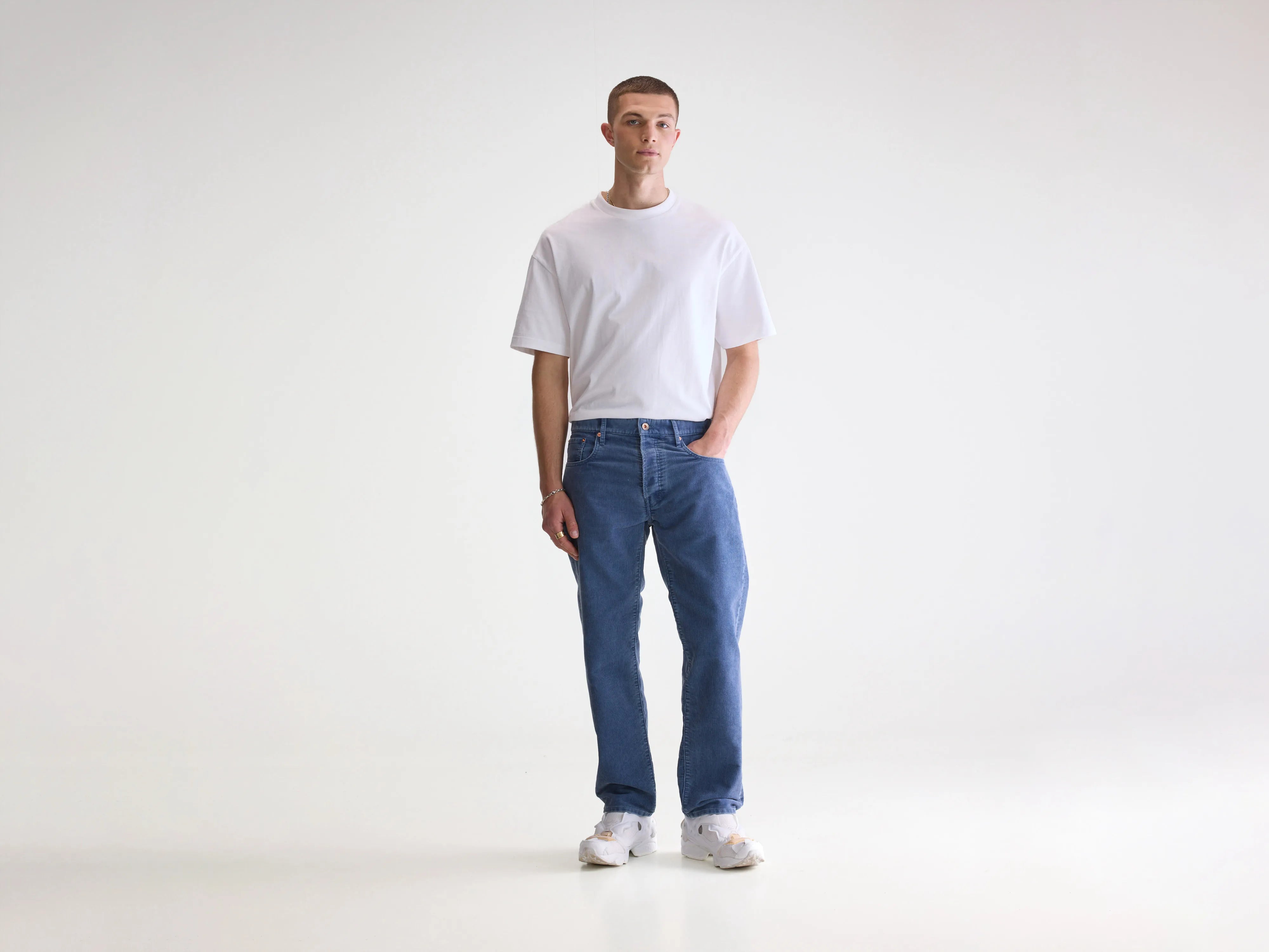 Percy relaxed trousers (252 / M / CRYSTAL)