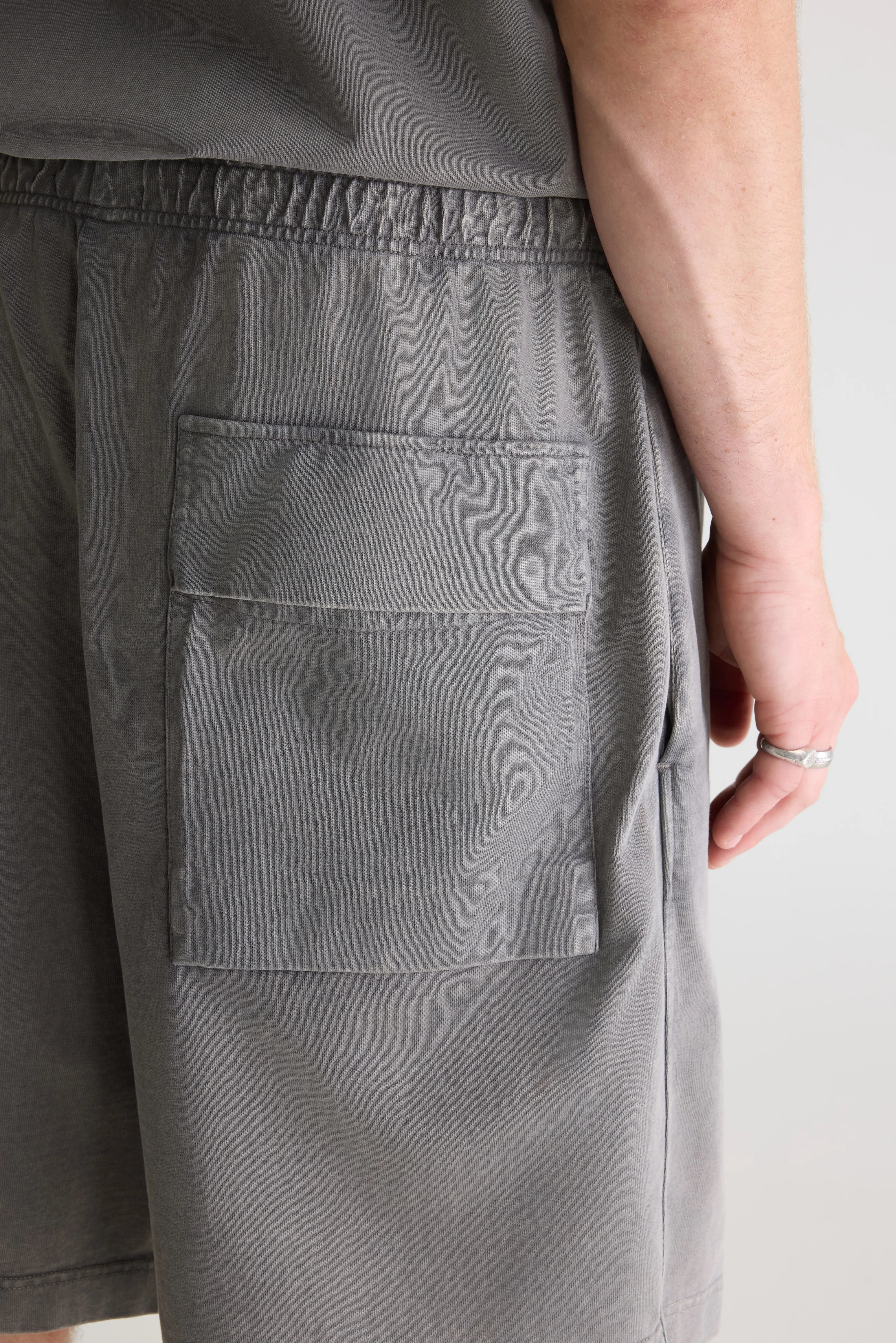 Flank wide shorts (261 / M / OXYD GREY)