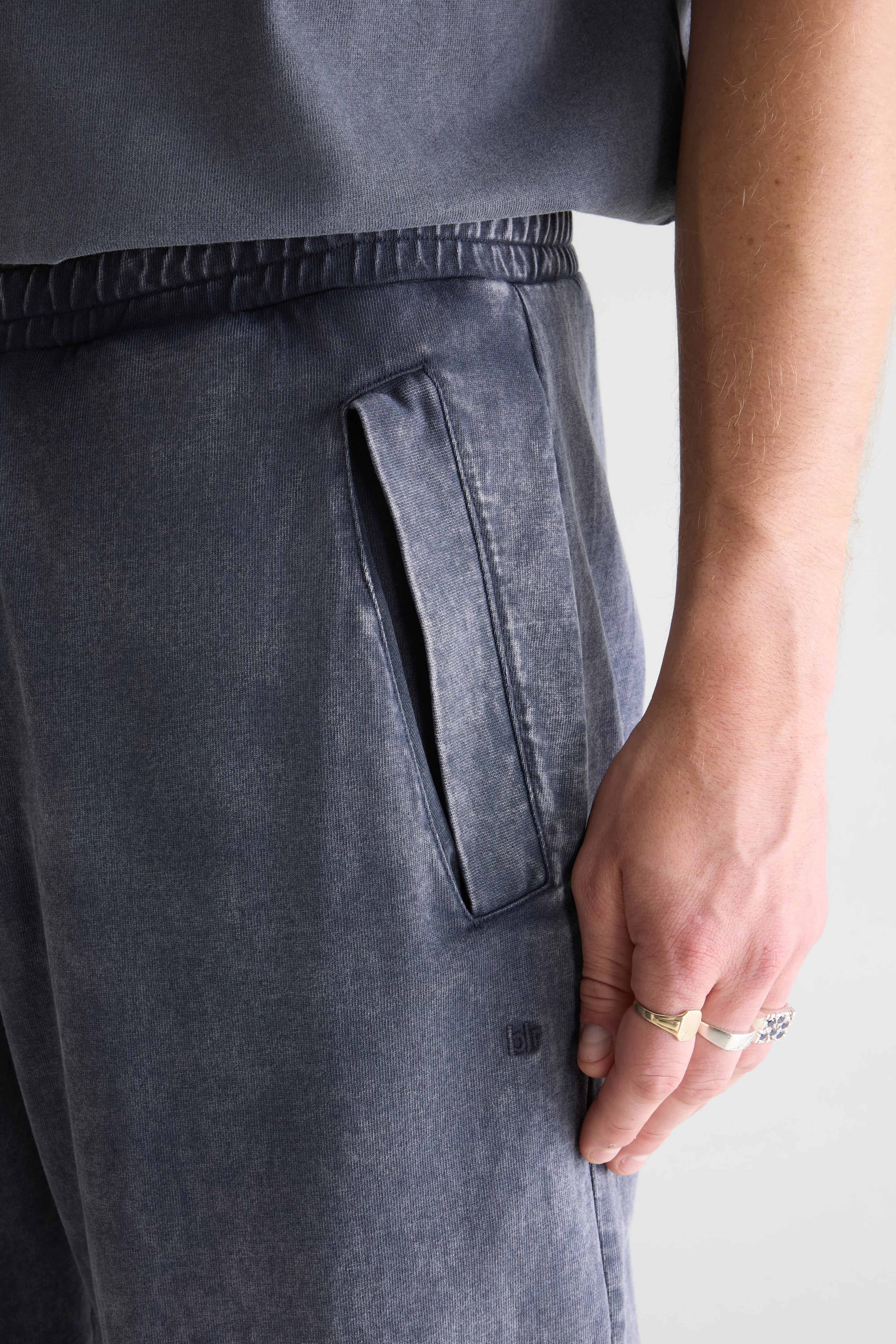 Flask jogging pants (261 / M / NAVY)