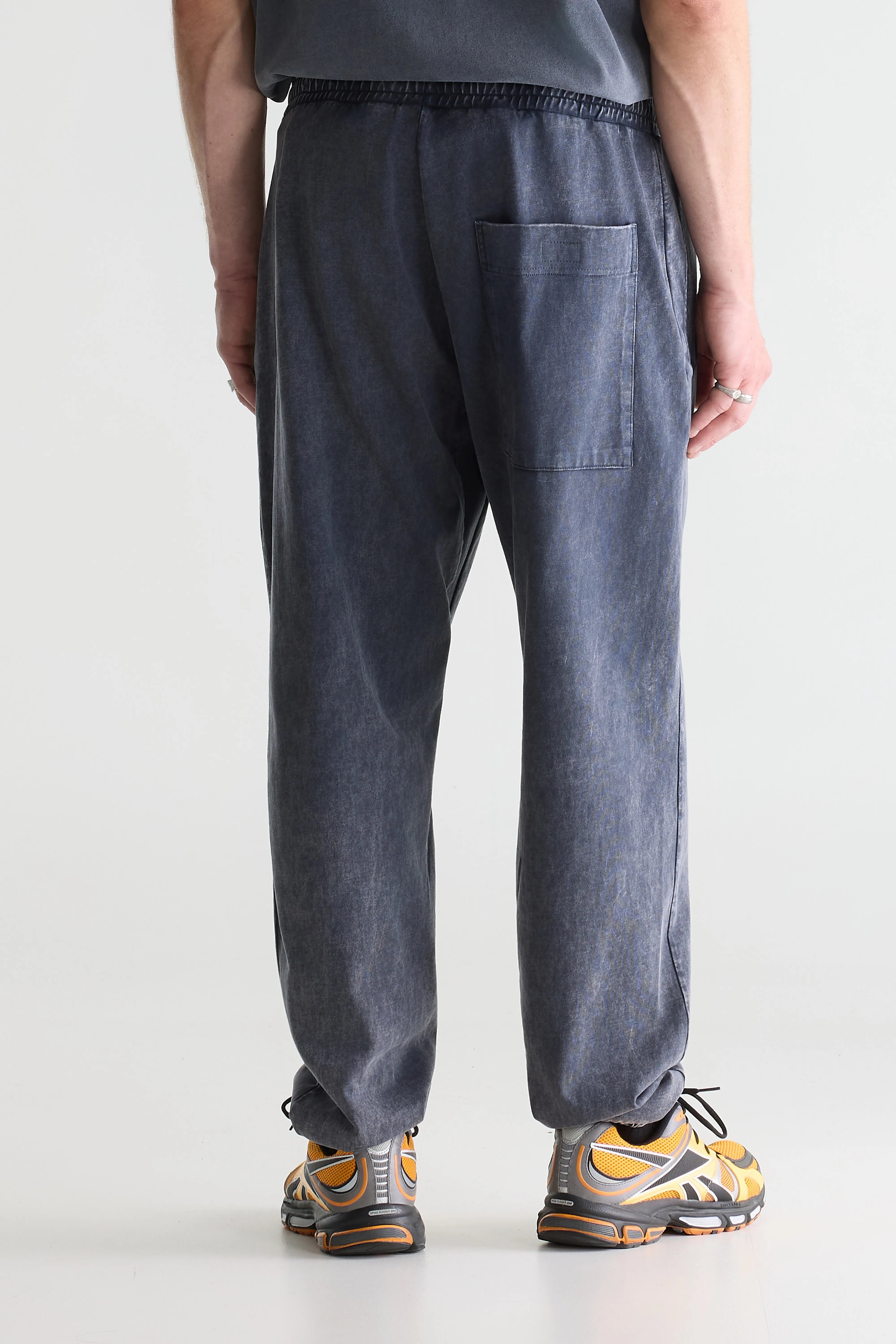 Flask jogging pants (261 / M / NAVY)