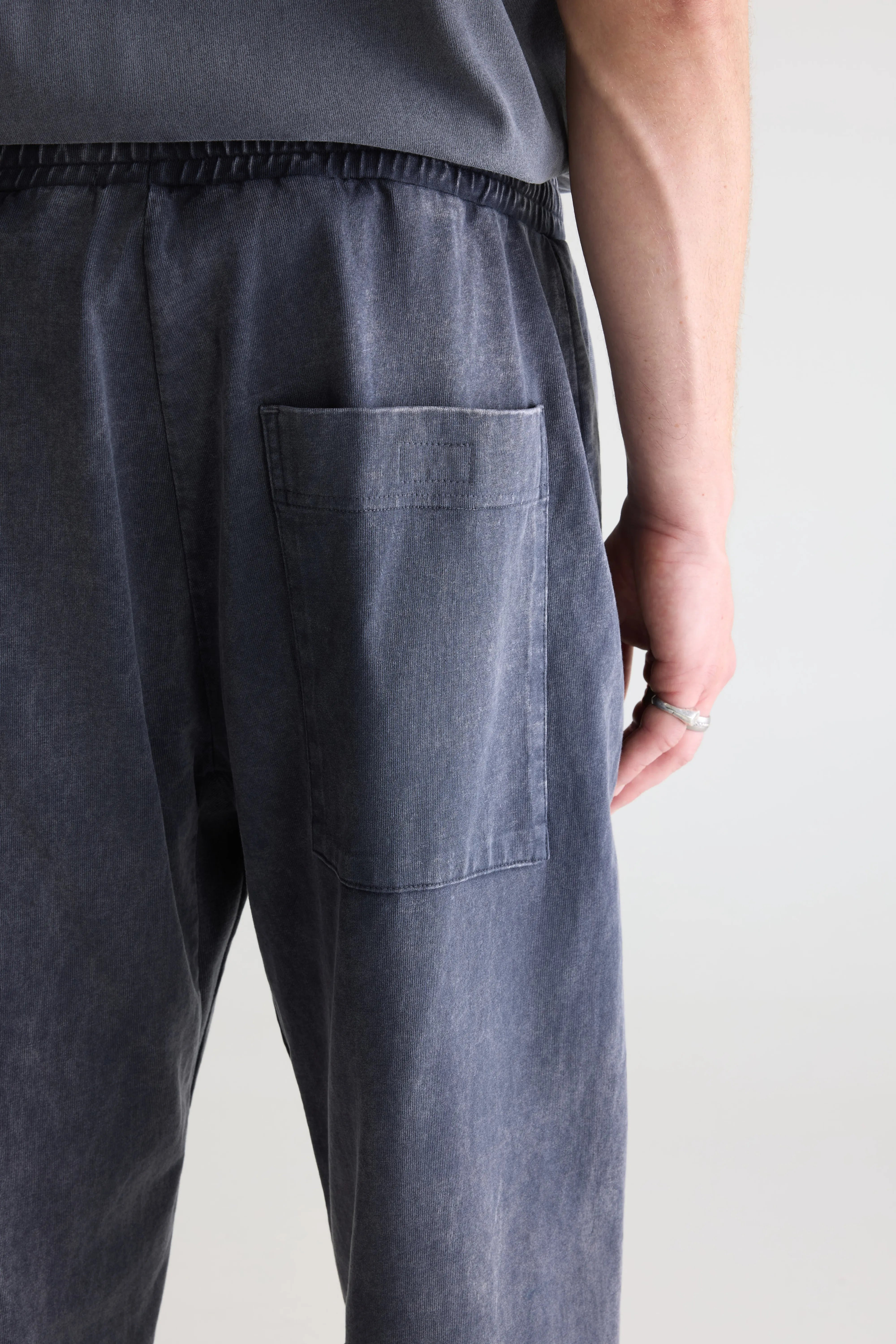 Flask jogging pants (261 / M / NAVY)