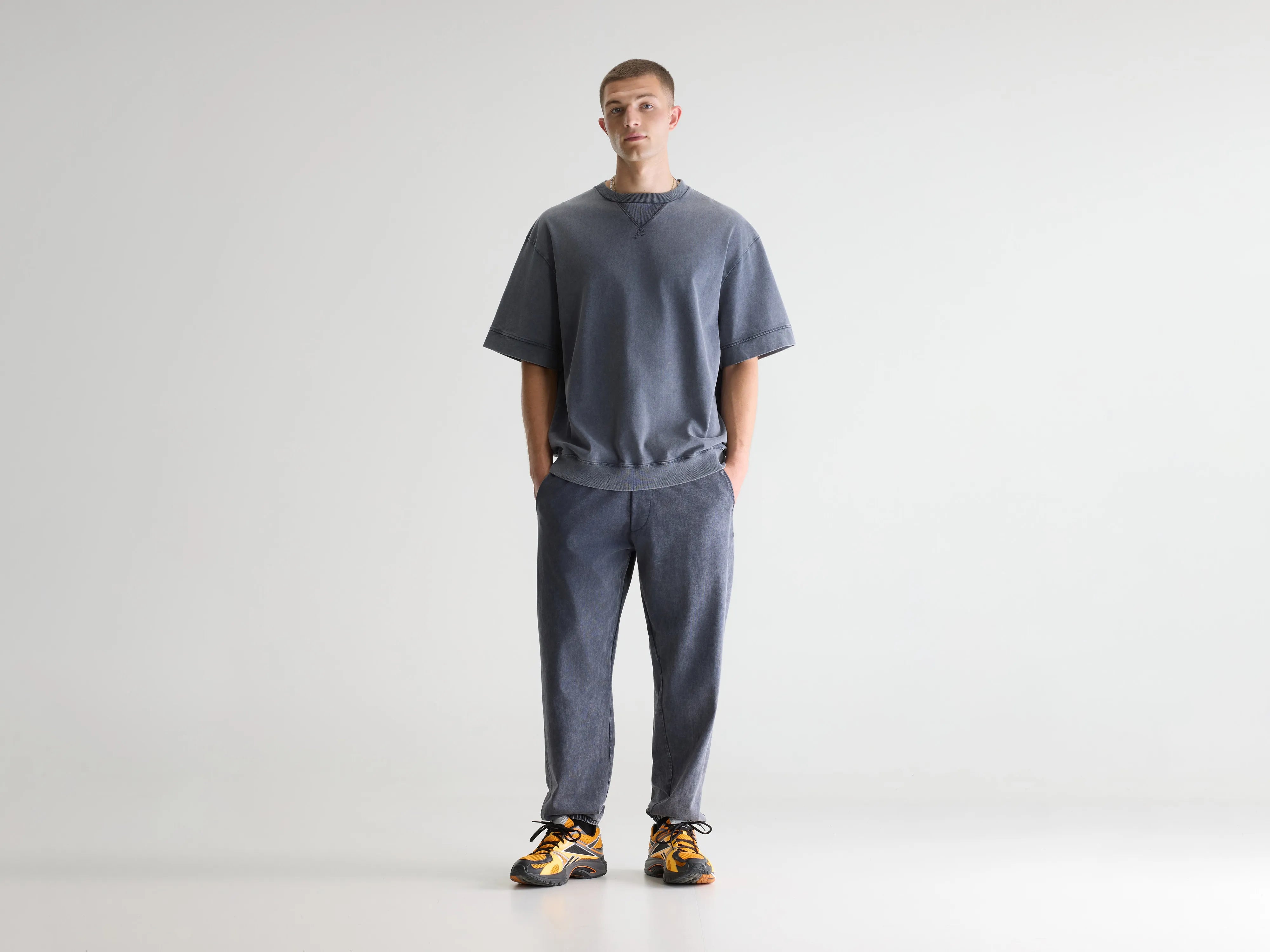 Flask jogging pants (261 / M / NAVY)