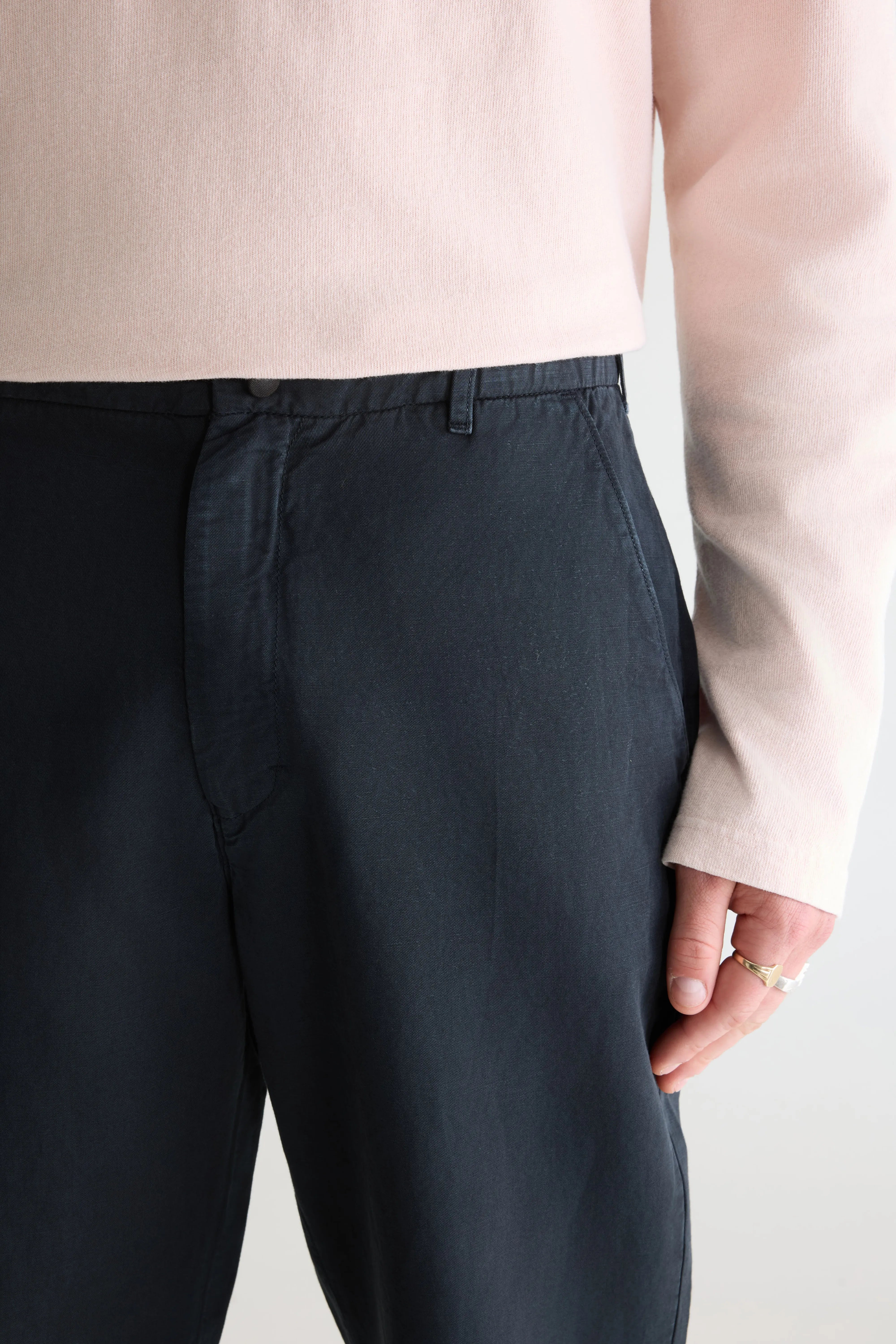 Paynt relaxed trousers (261 / M / JET SET)