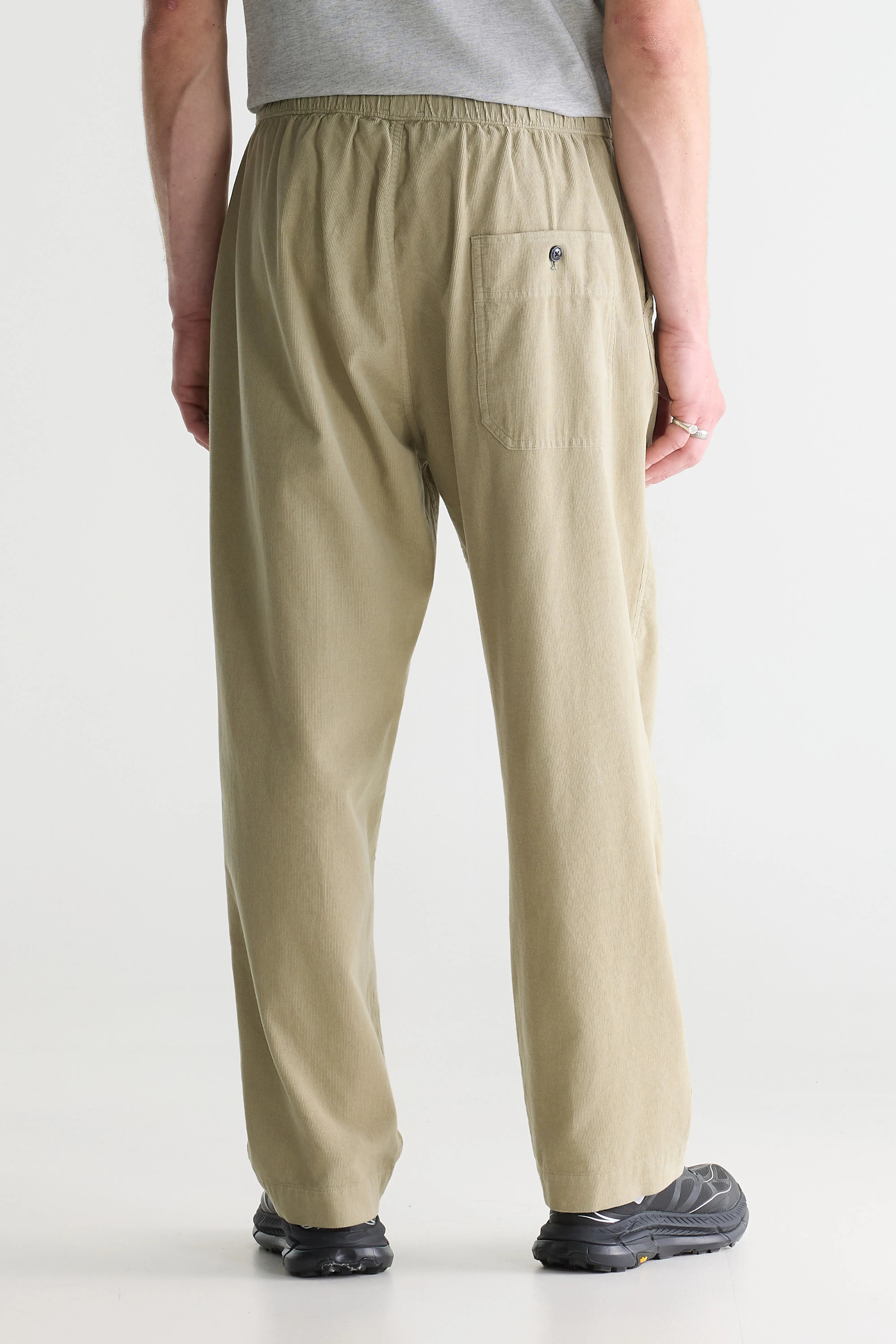Julius corduroy trousers (261 / M / THYM)