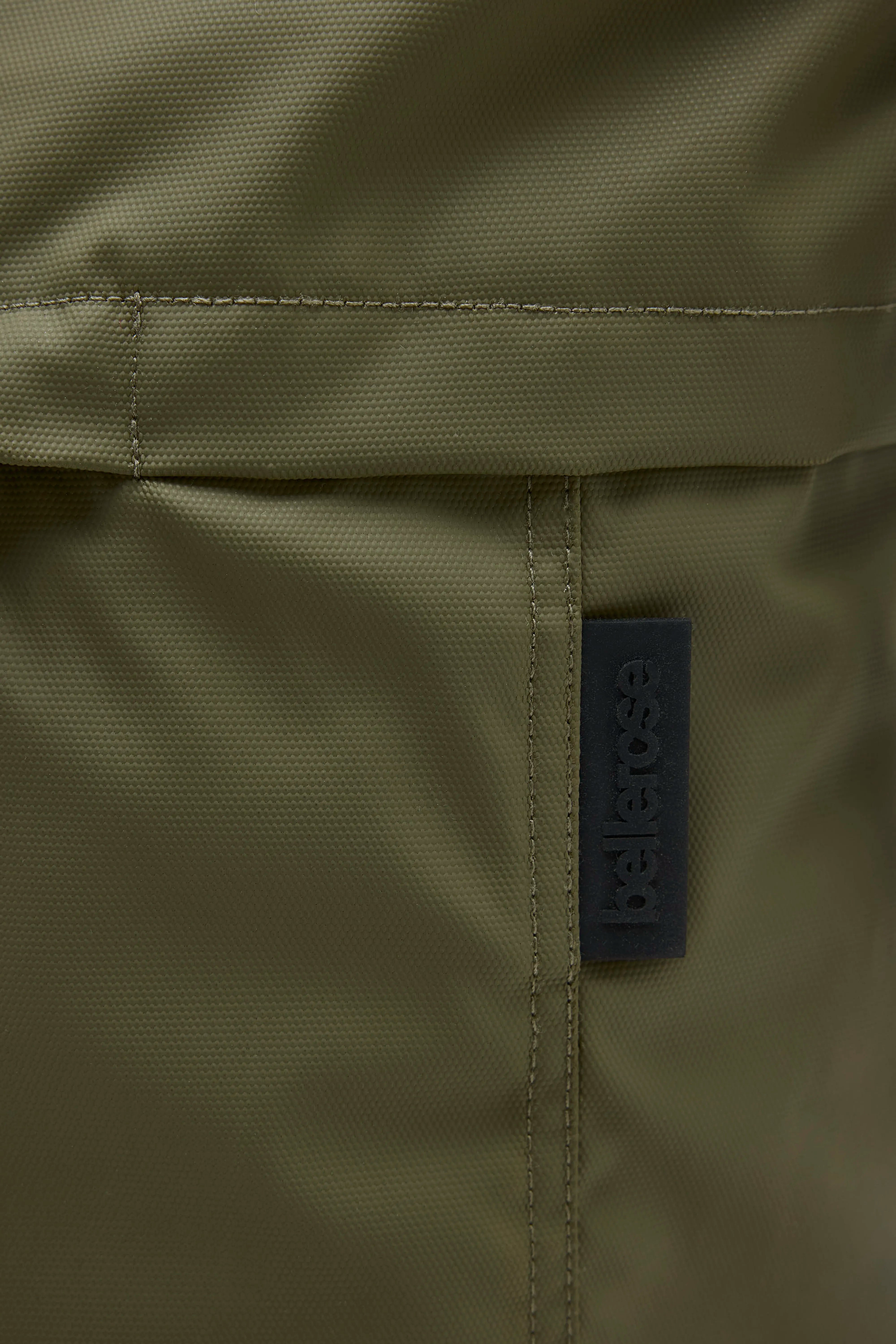 Hendem schoudertas (261 / M / ARMY)