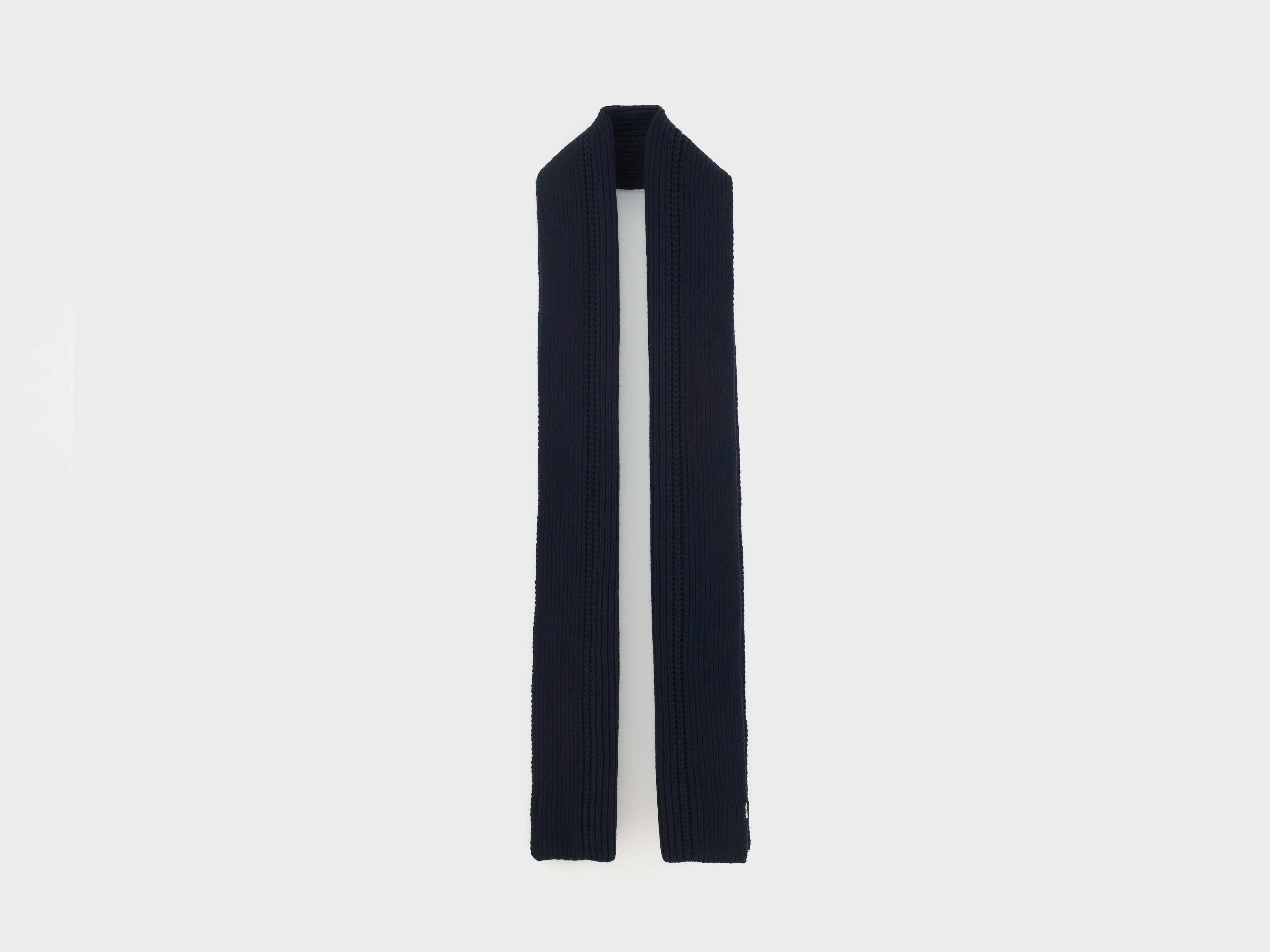 Amecou gebreide sjaal (262 / M / NAVY)