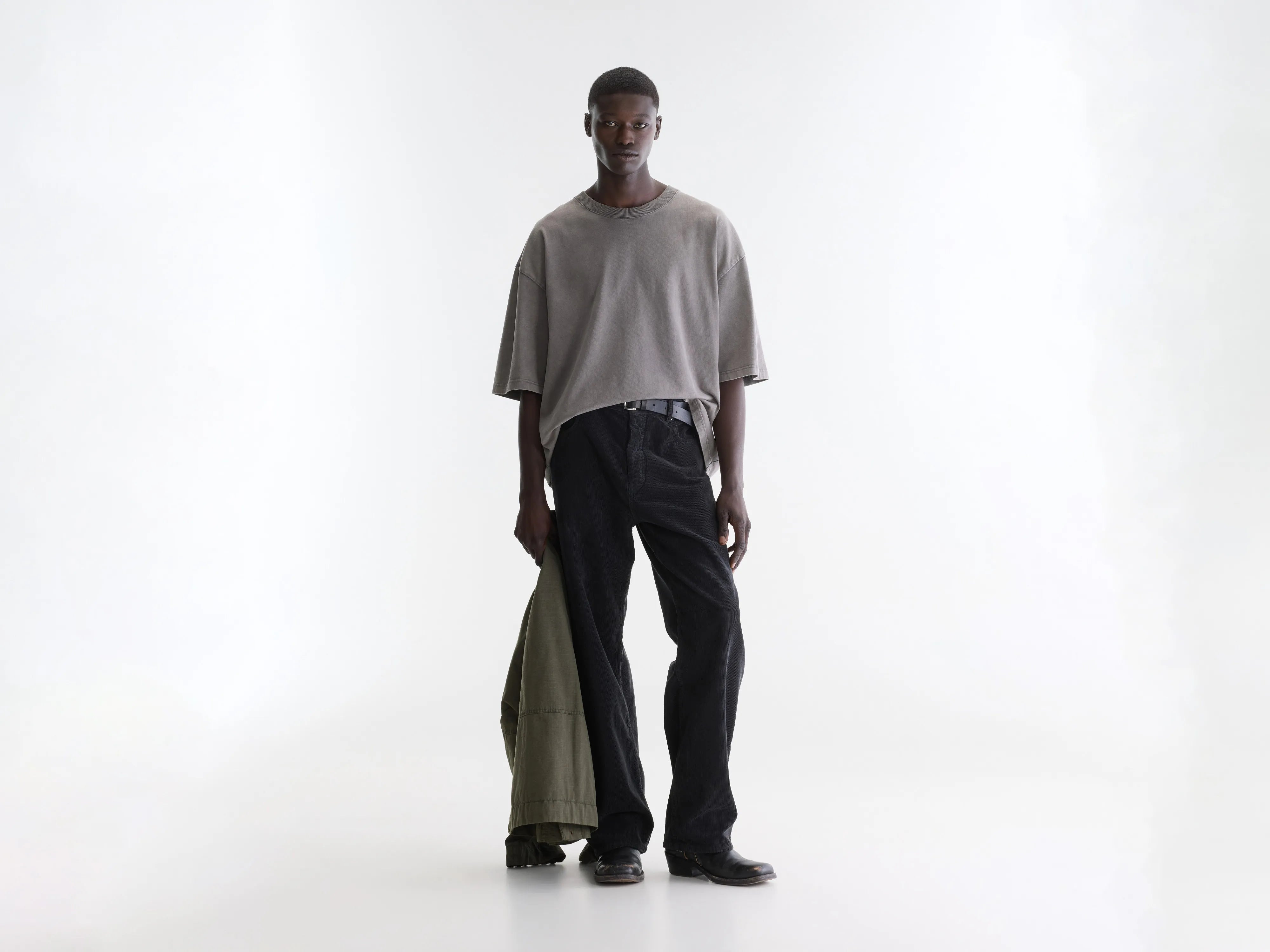 Point relaxed trousers (262 / M / BLACK BLUE)